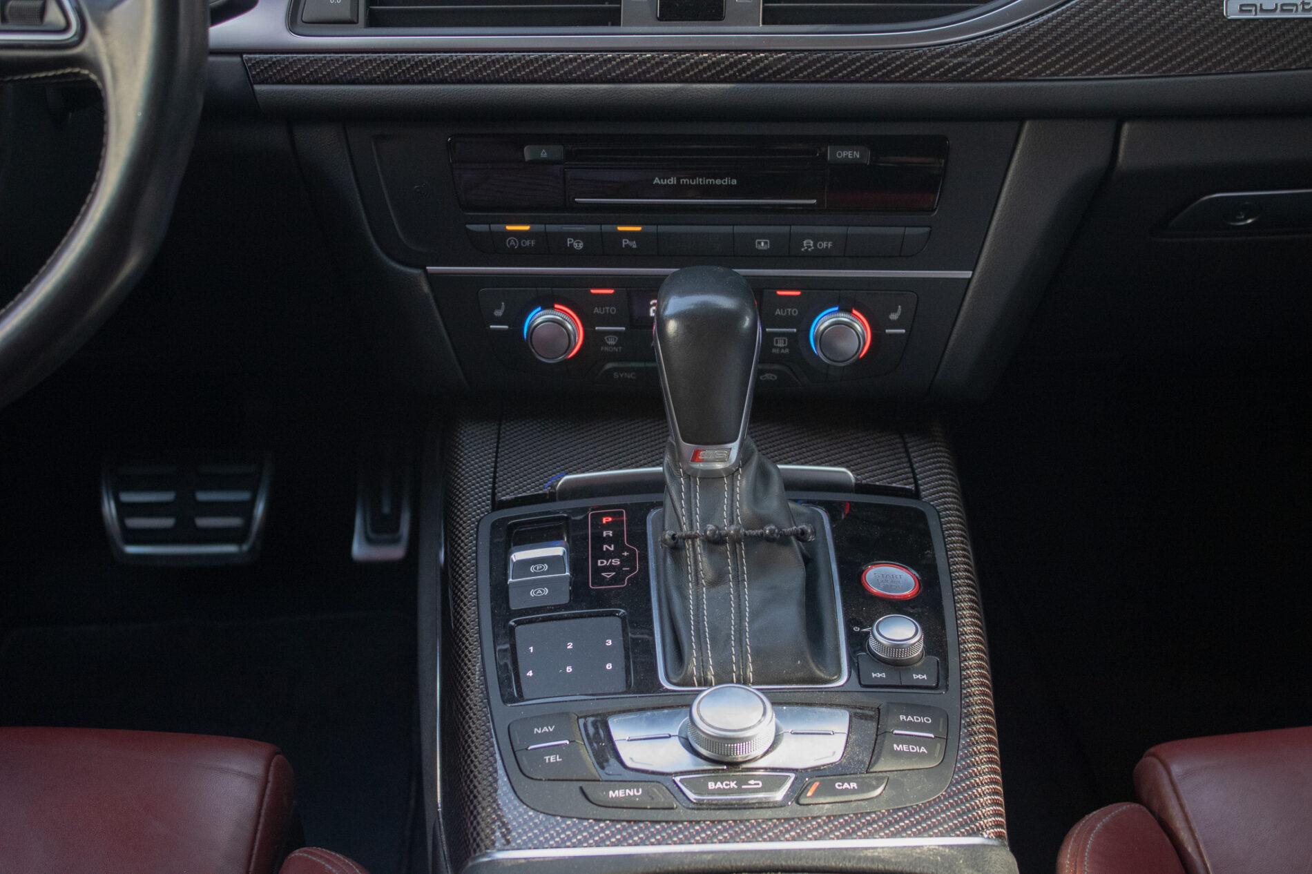 2015 AUDI S6, šedá sedan, 184 000 km