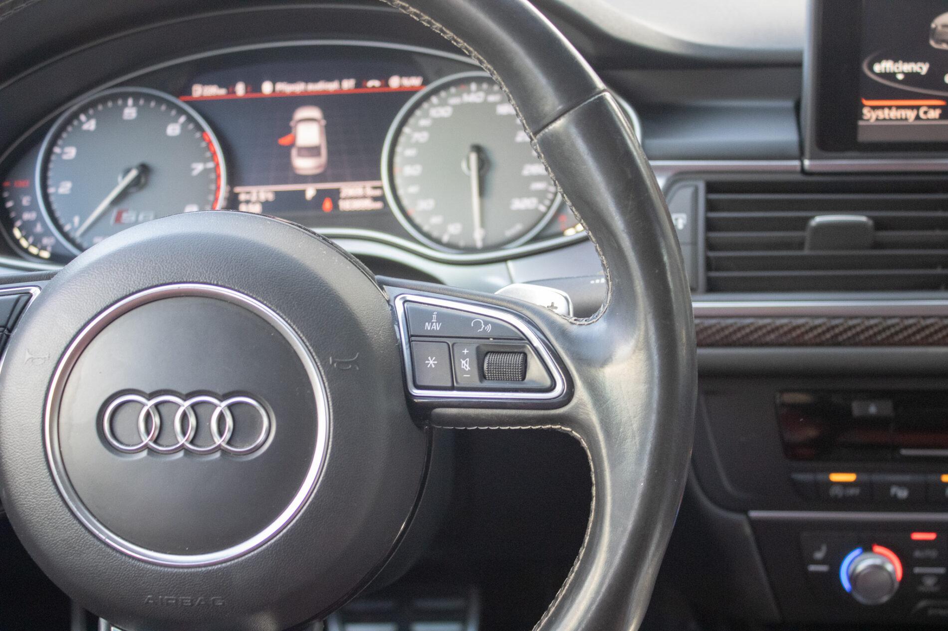 2015 AUDI S6, šedá sedan, 184 000 km