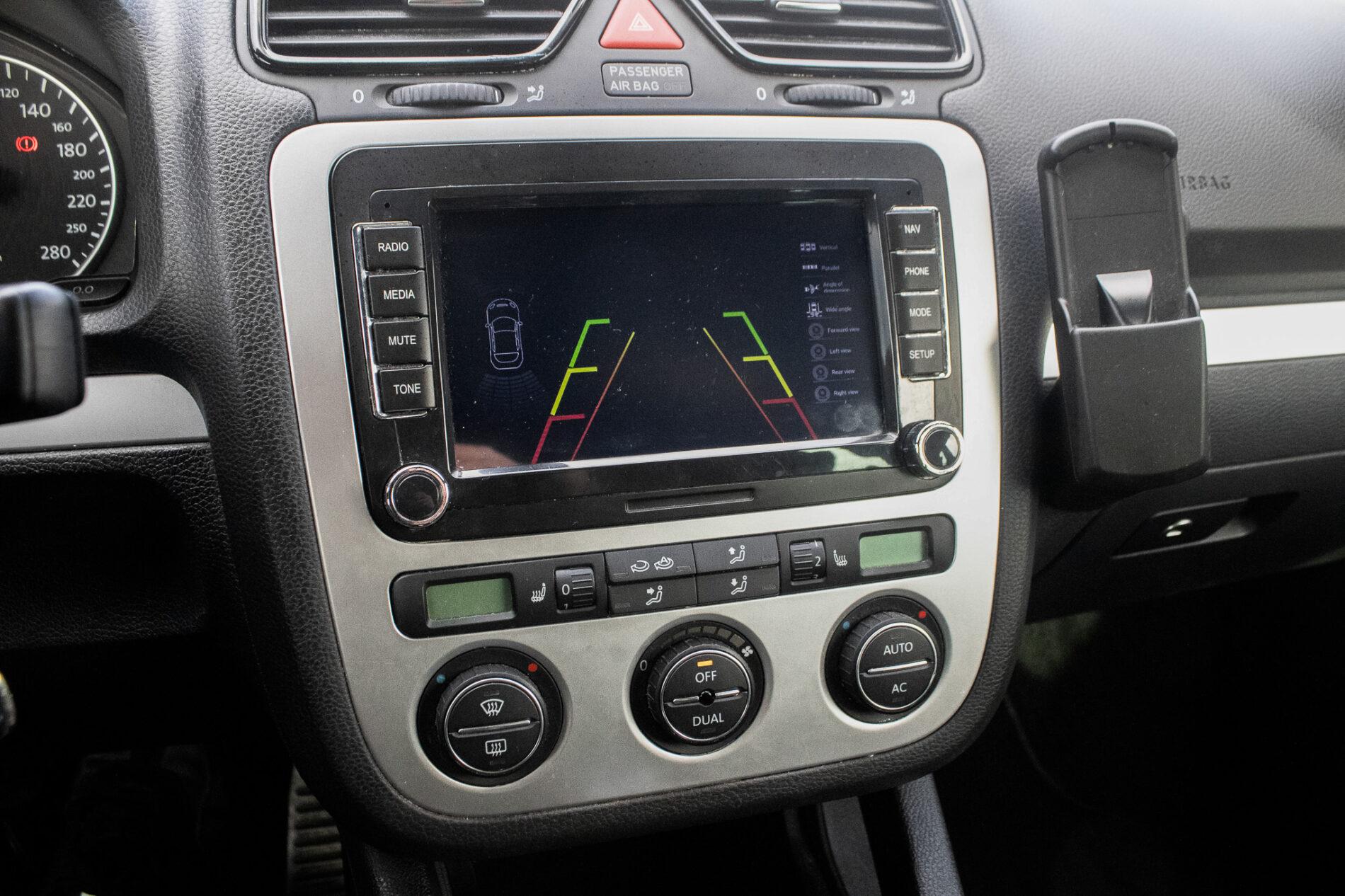 2008 Volkswagen Scirocco, černá kupé, 201 883 km
