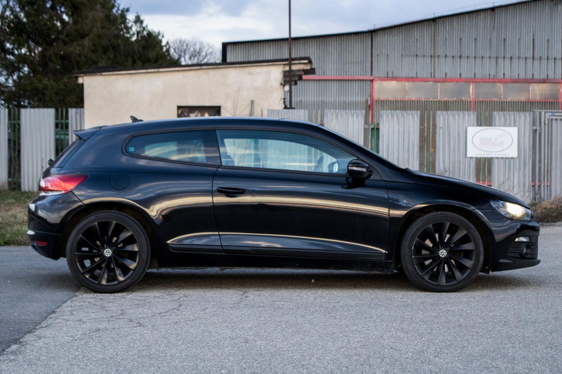 2008 Volkswagen Scirocco, černá kupé, 201 883 km