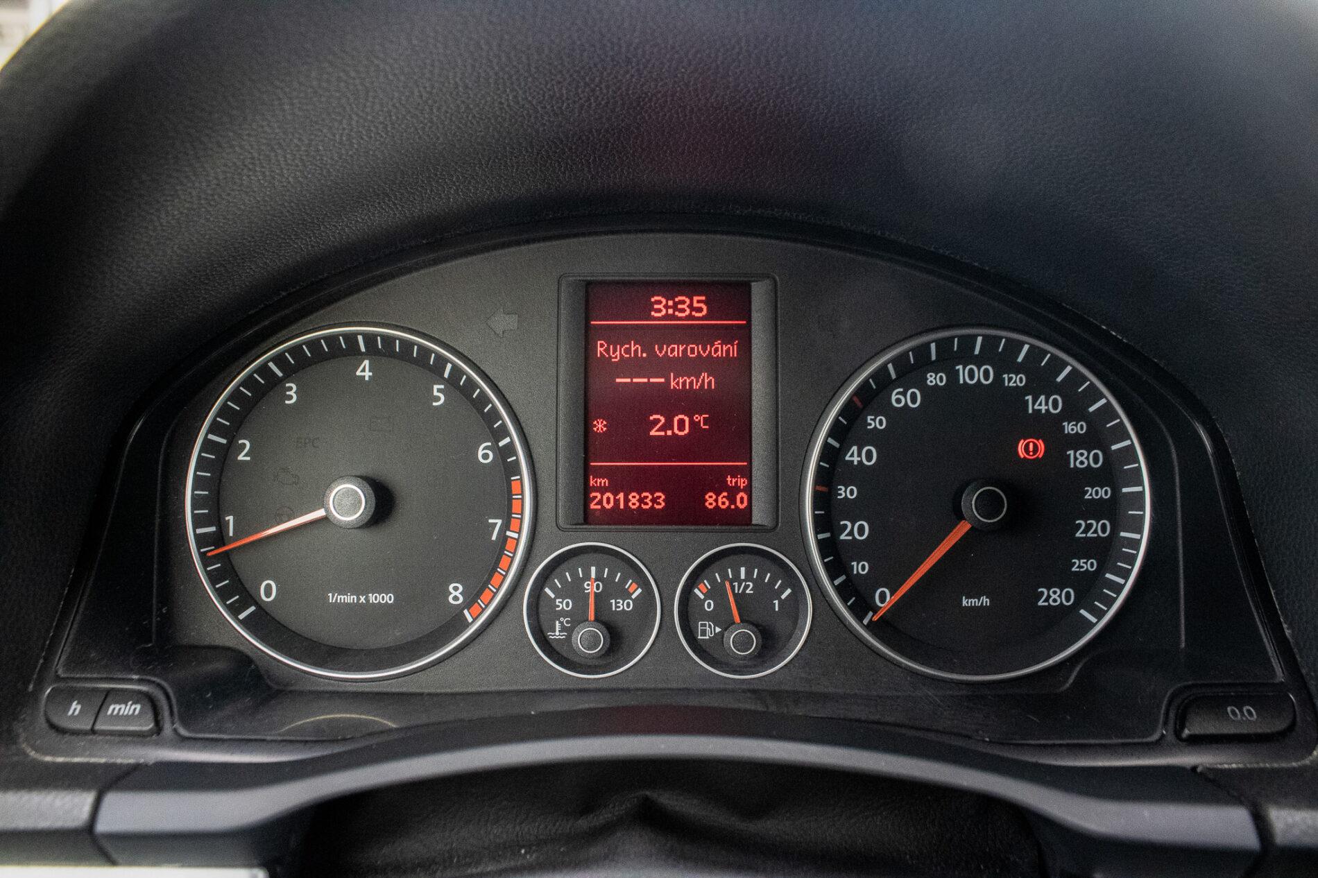 2008 Volkswagen Scirocco, černá kupé, 201 883 km