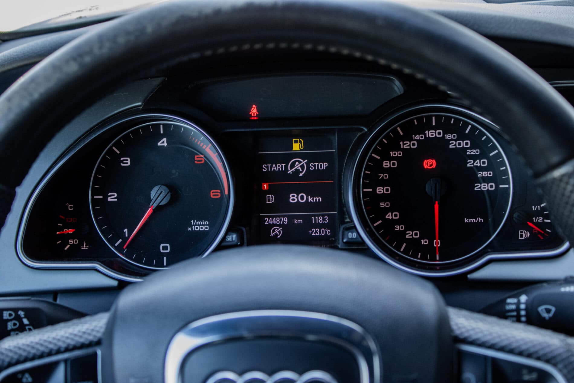 2011 AUDI A5, šedá kupé, 244 879 km