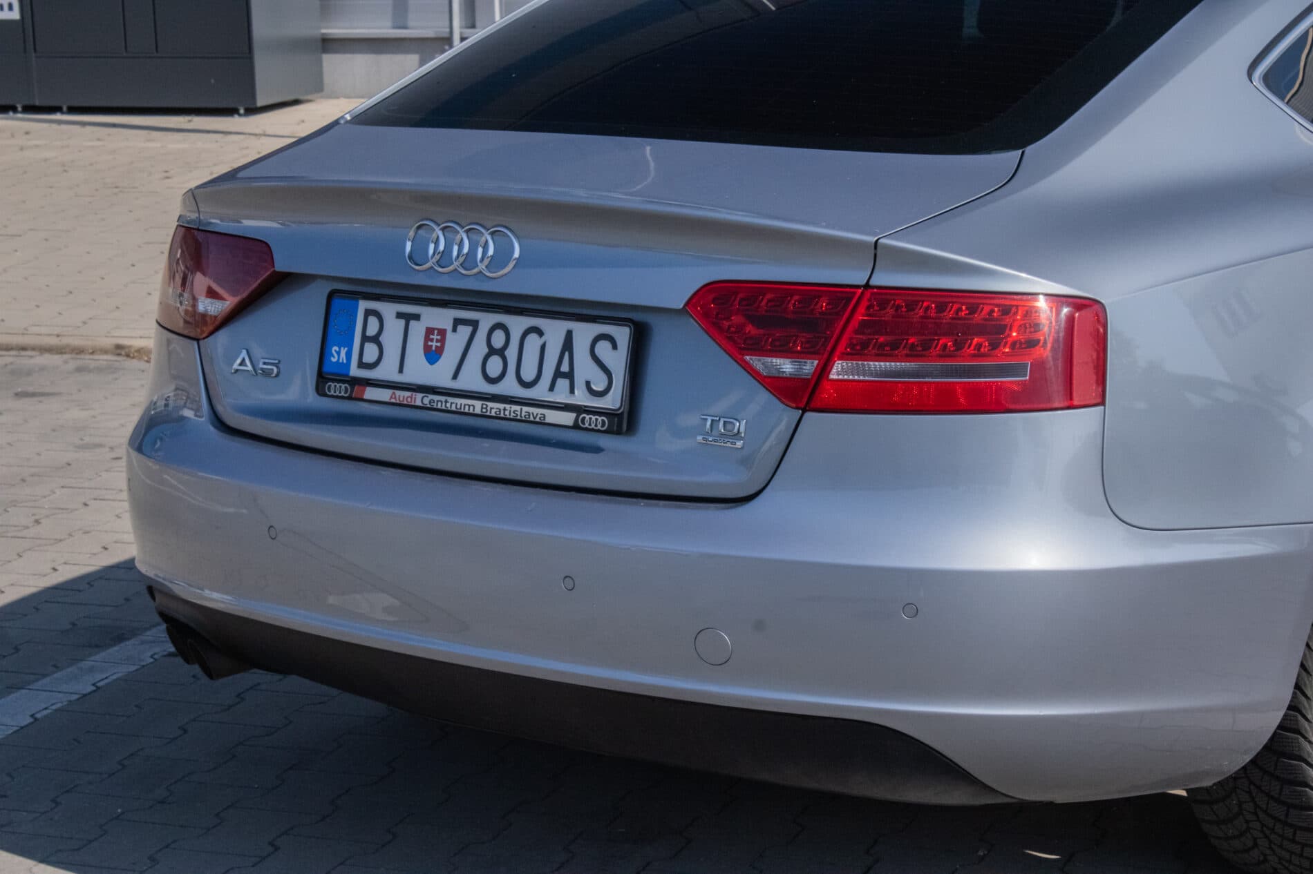 2011 AUDI A5, šedá kupé, 244 879 km