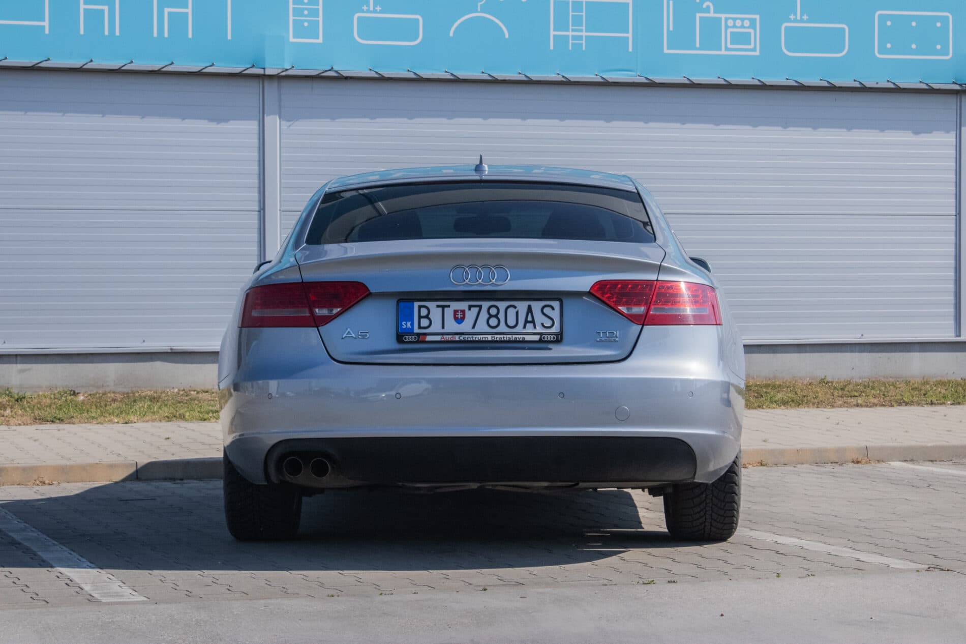 2011 AUDI A5, šedá kupé, 244 879 km