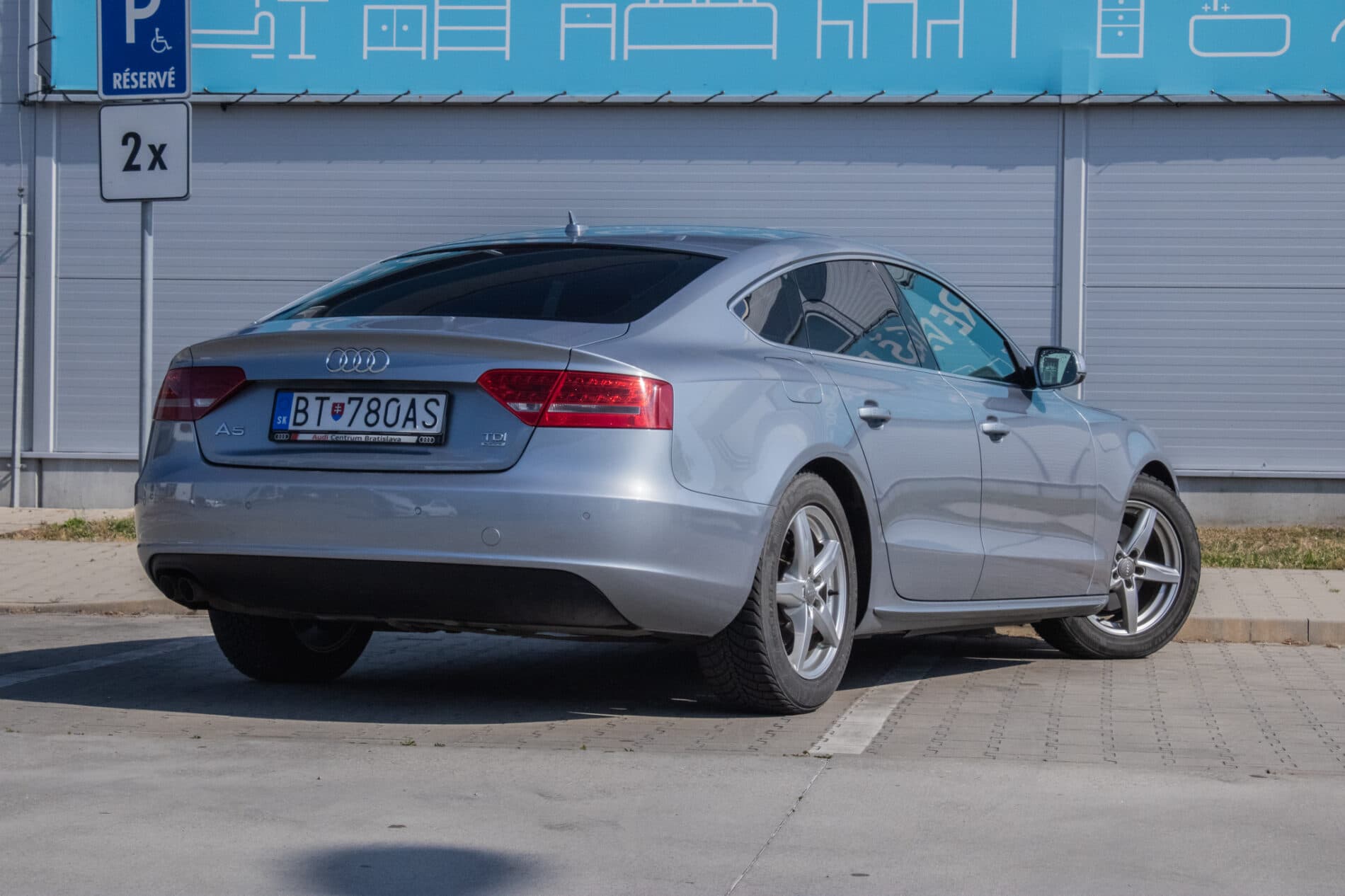 2011 AUDI A5, šedá kupé, 244 879 km