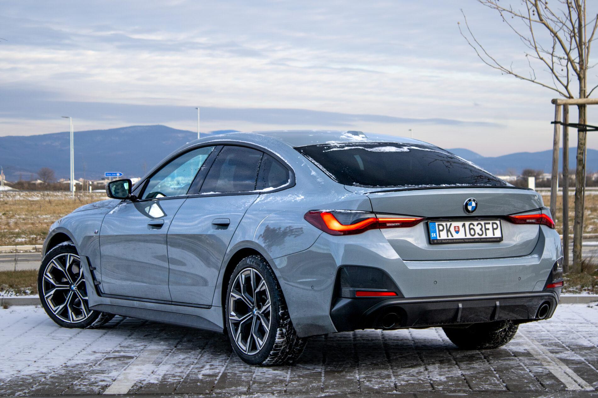 2022 BMW 430i, šedá kupé, 82 471 km