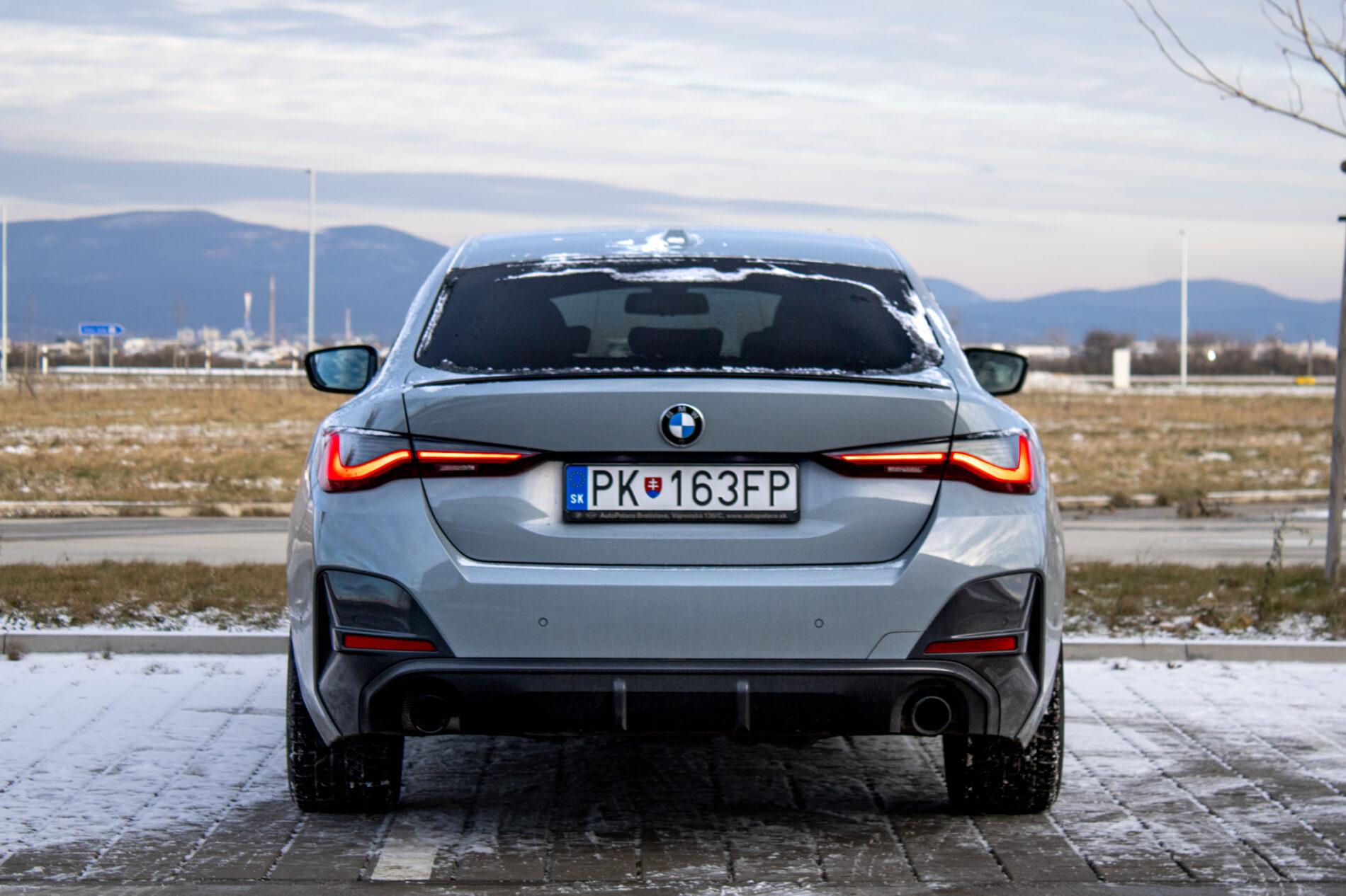 2022 BMW 430i, šedá kupé, 82 471 km