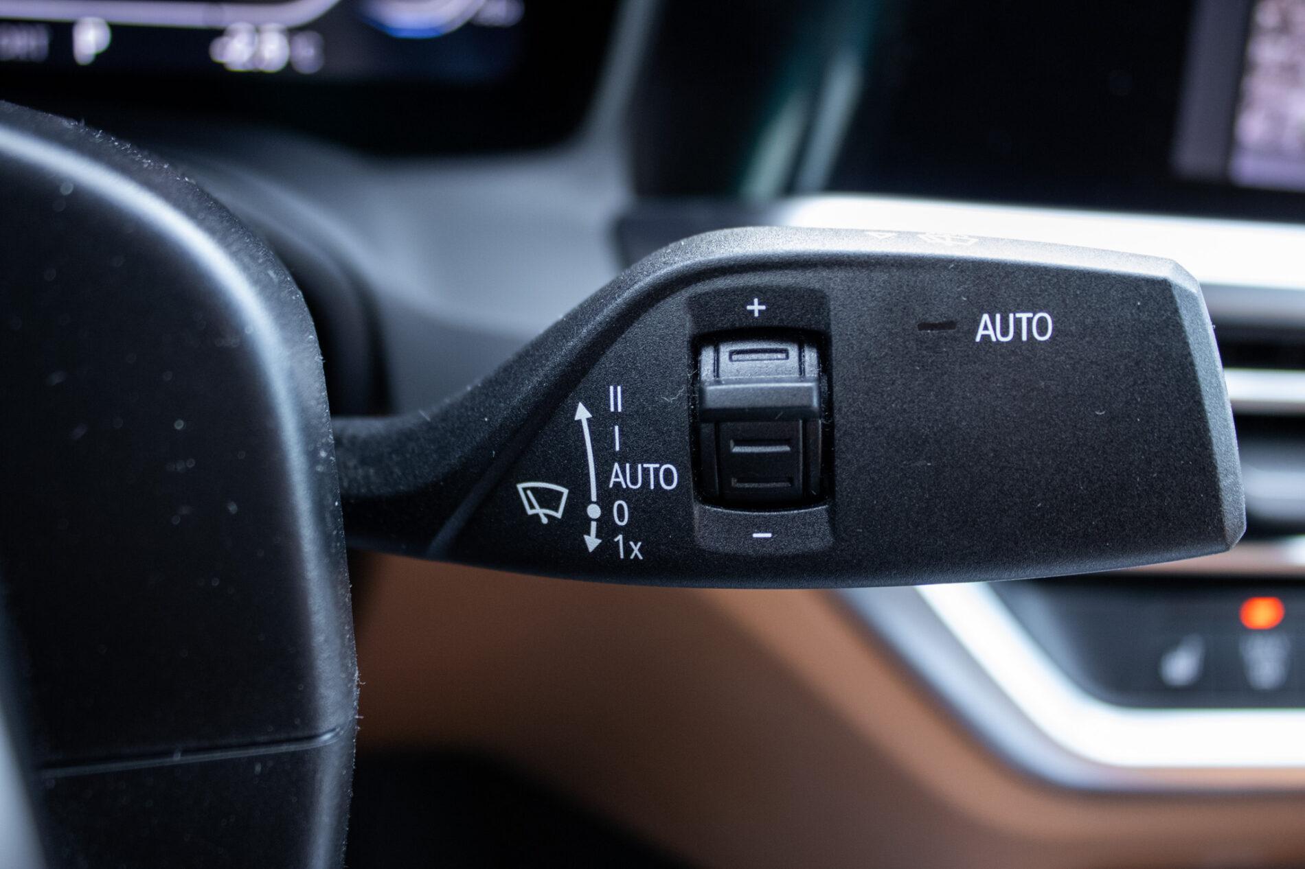2022 BMW 430i, šedá kupé, 82 471 km