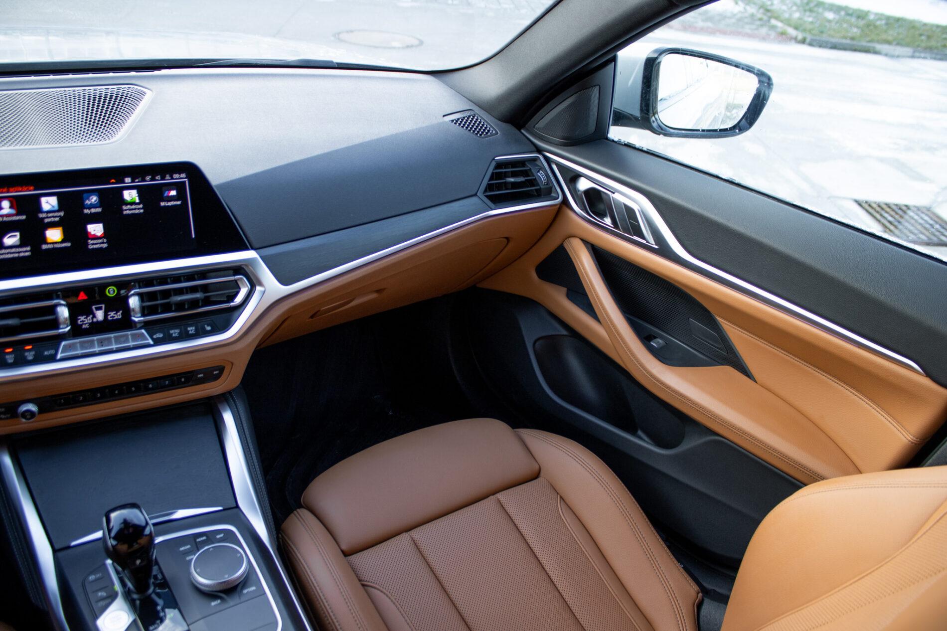 2022 BMW 430i, šedá kupé, 82 471 km