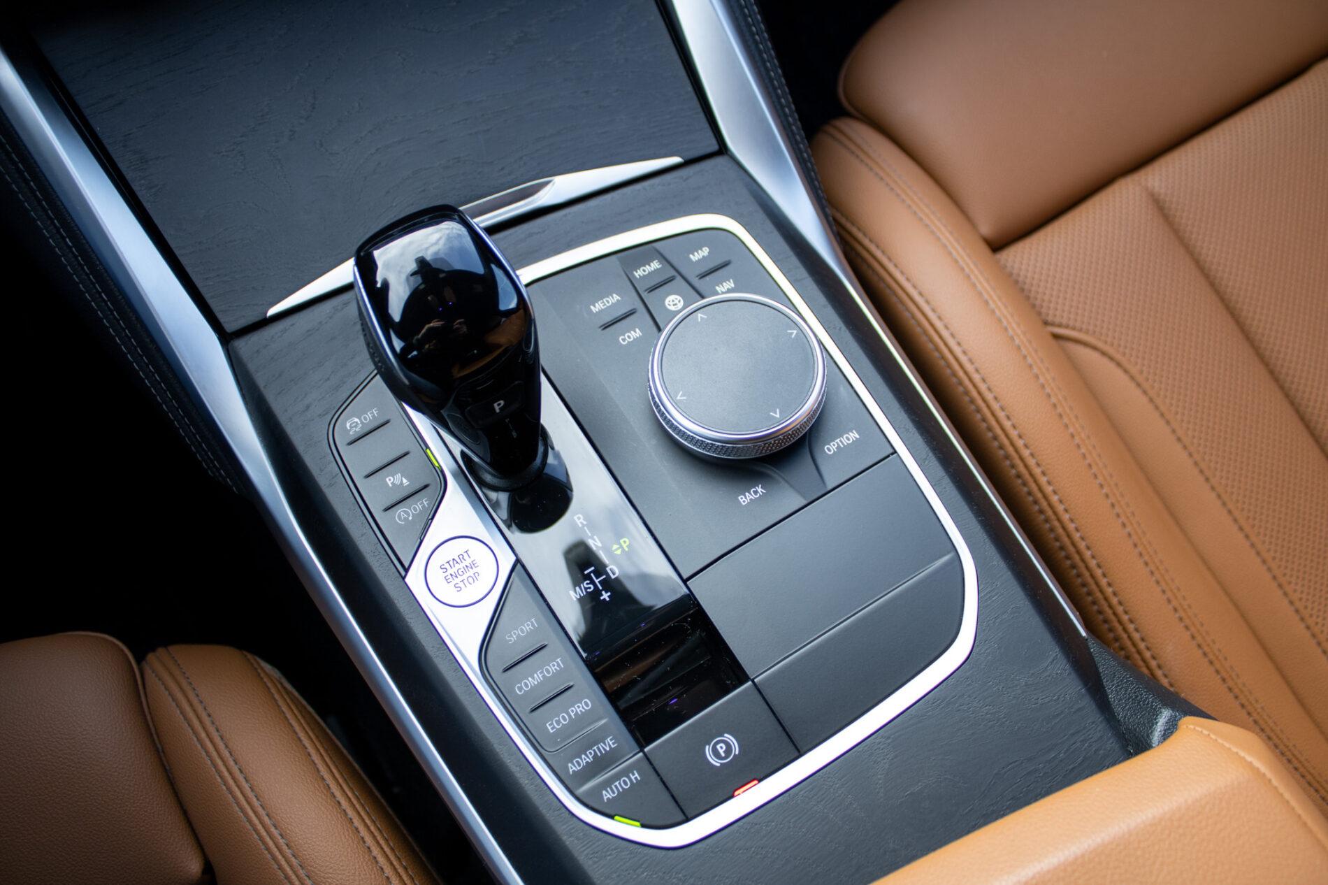 2022 BMW 430i, šedá kupé, 82 471 km