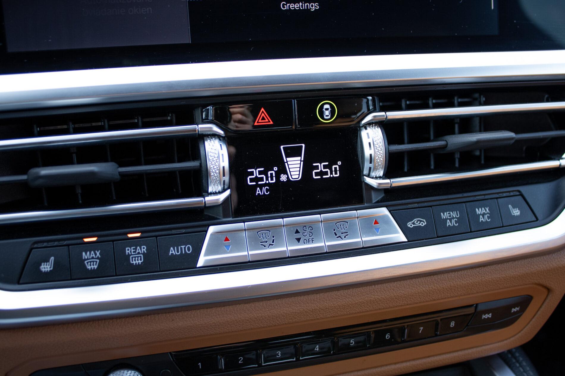 2022 BMW 430i, šedá kupé, 82 471 km