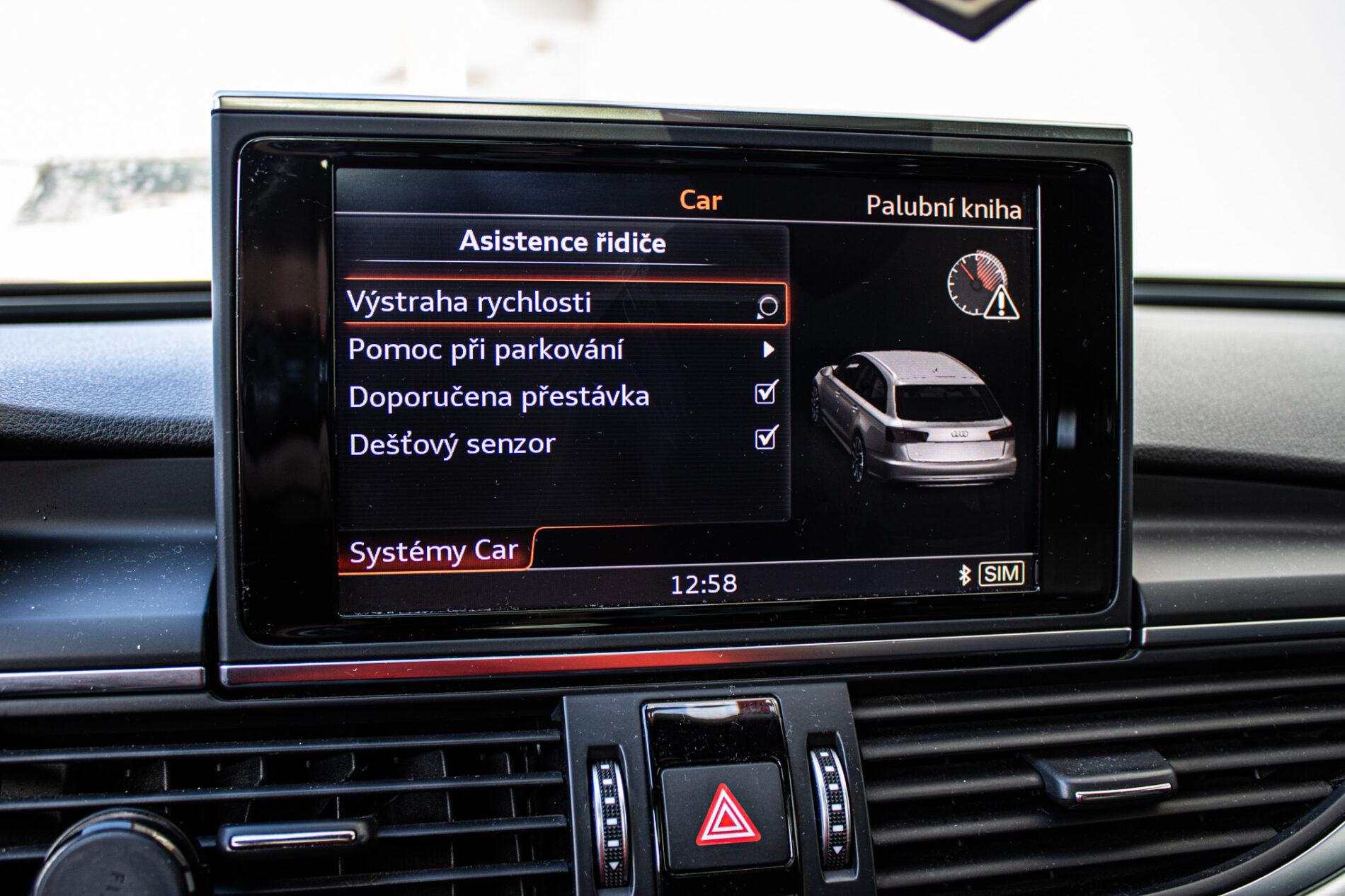 2015 AUDI A6, modrá kombi, 246 277 km