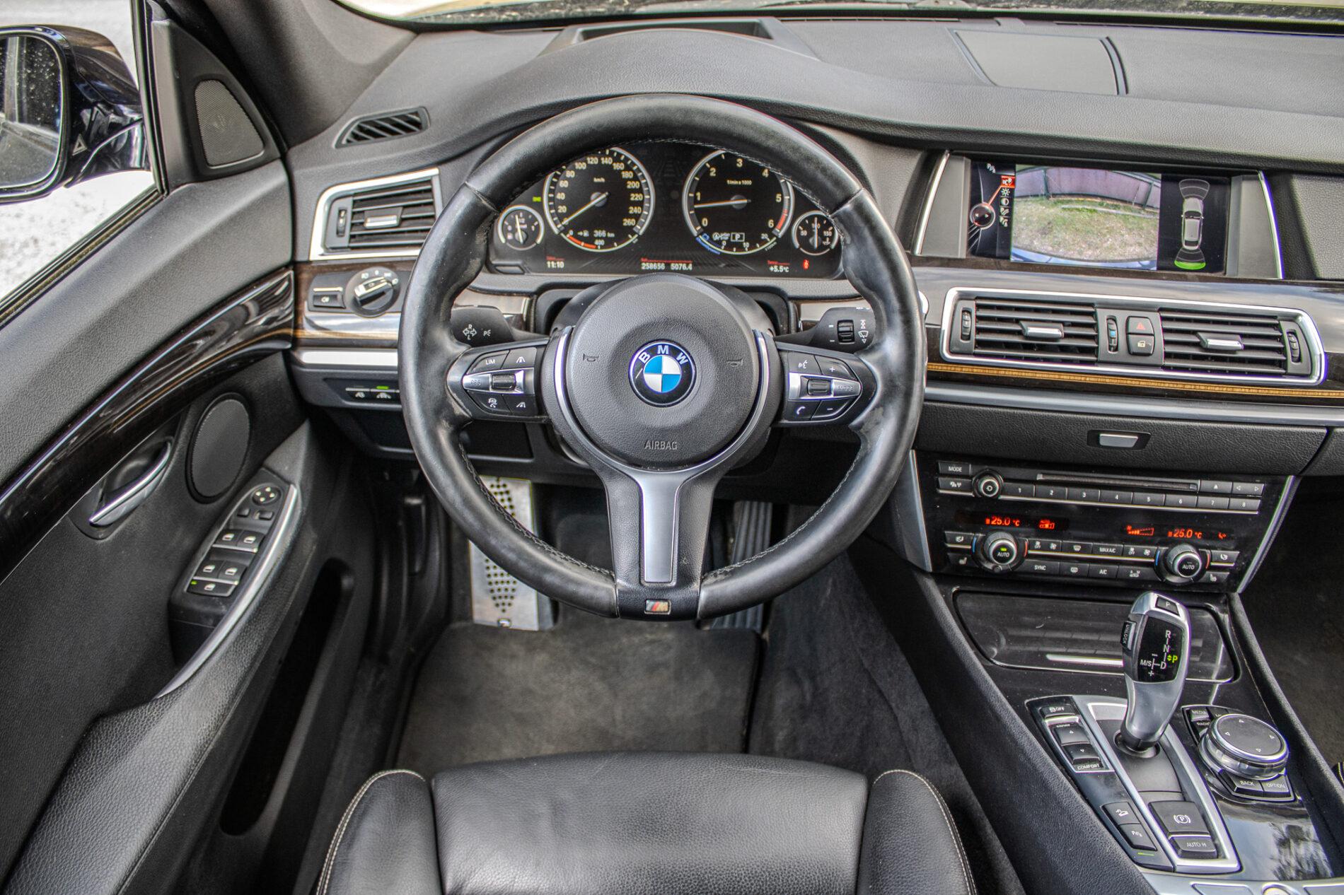 2016 BMW 530d, černá, 258 656 km