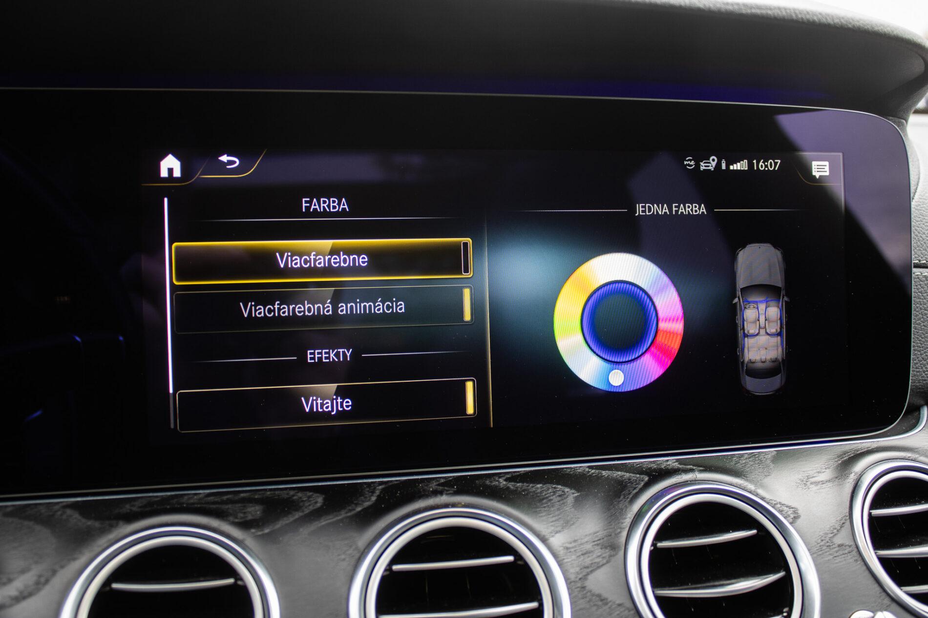 2020 Mercedes-Benz E 53 AMG, černá sedan, 85 274 km