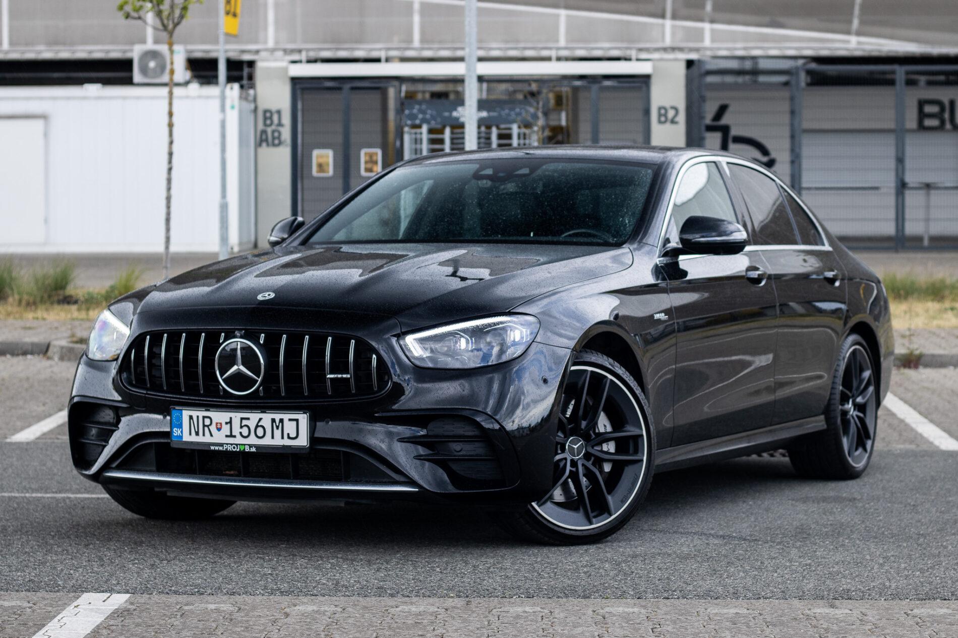 2020 Mercedes-Benz E 53 AMG, černá sedan, 85 274 km