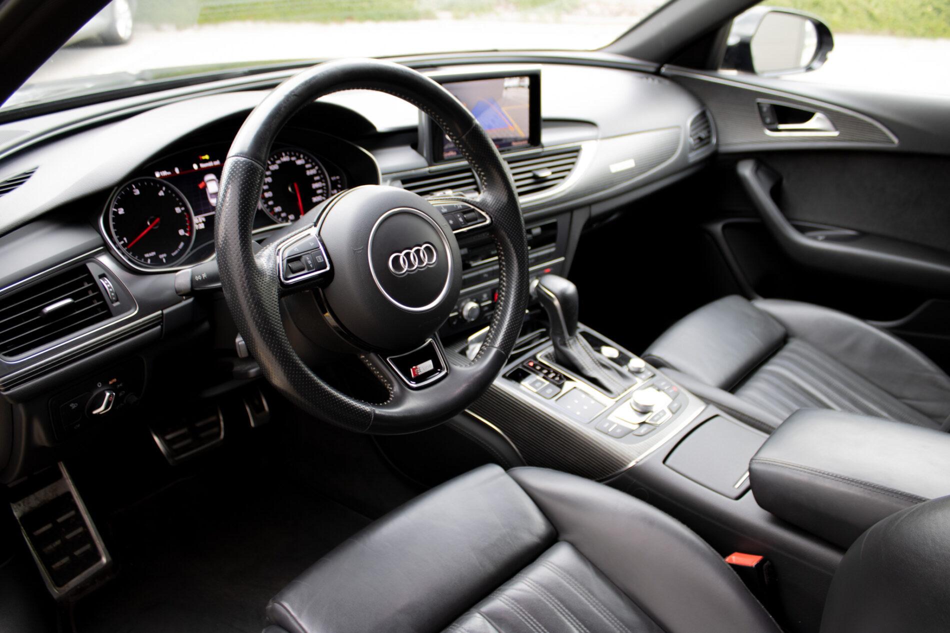 2017 AUDI A6, černá sedan, 199 500 km