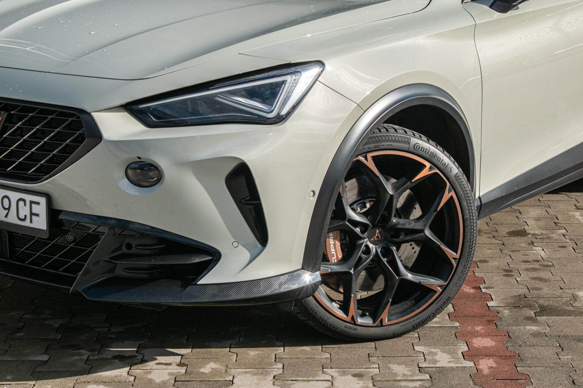 2022 Cupra Formentor VZ5, šedá suv, 45 979 km