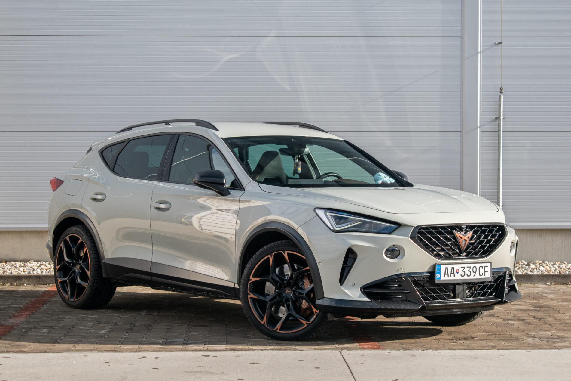 2022 Cupra Formentor VZ5, šedá suv, 45 979 km