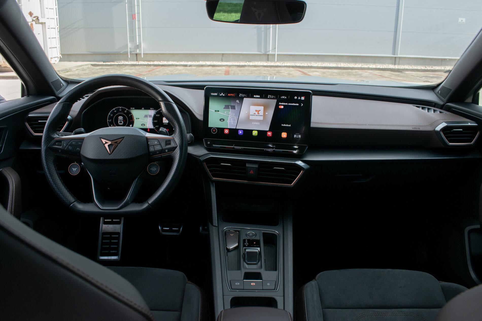 2022 Cupra Formentor VZ5, šedá suv, 45 979 km