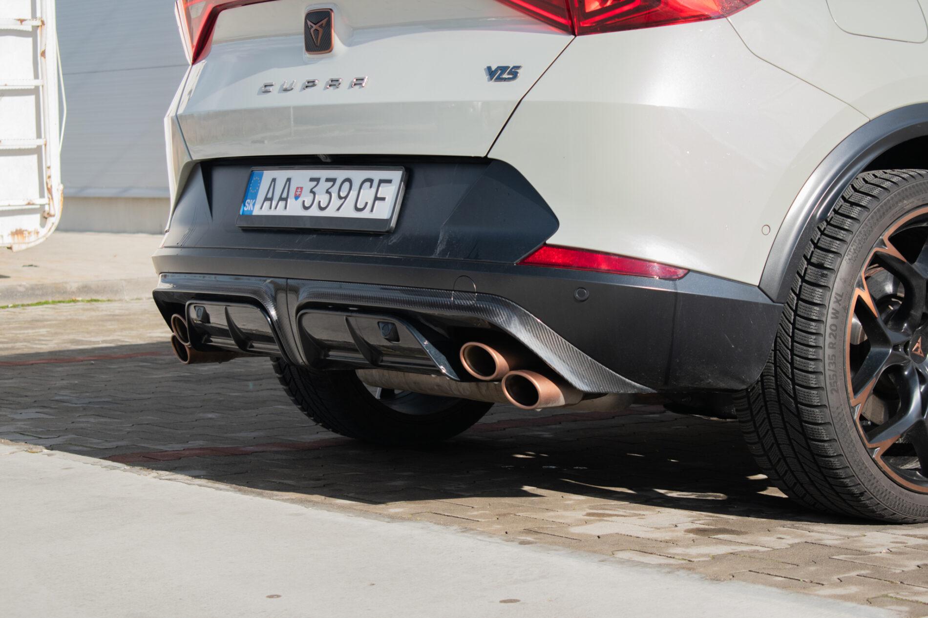 2022 Cupra Formentor VZ5, šedá suv, 45 979 km