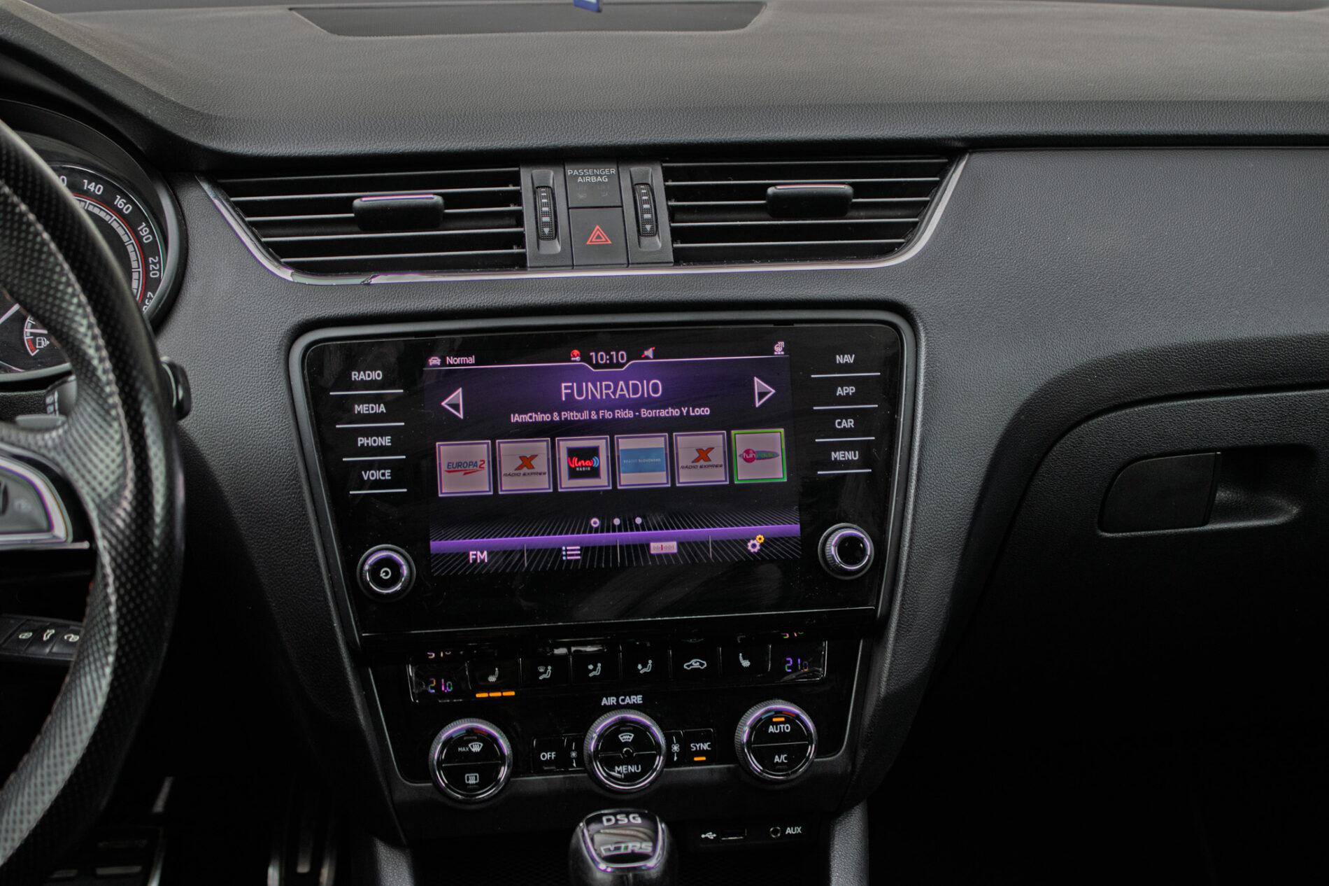 2017 Skoda Octavia RS, šedá kombi, 192 310 km