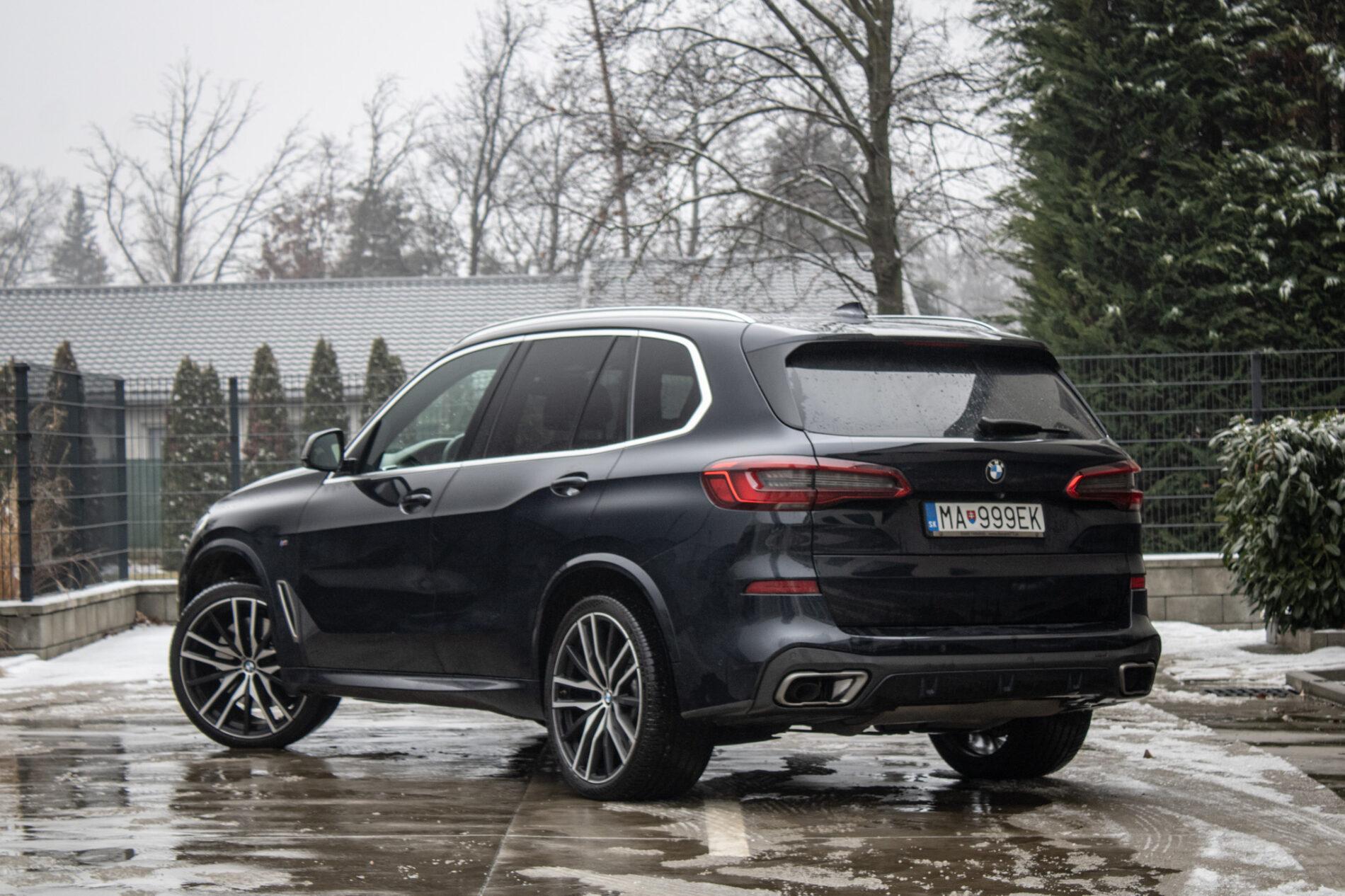 2019 BMW X5 M50d, černá suv, 183 178 km