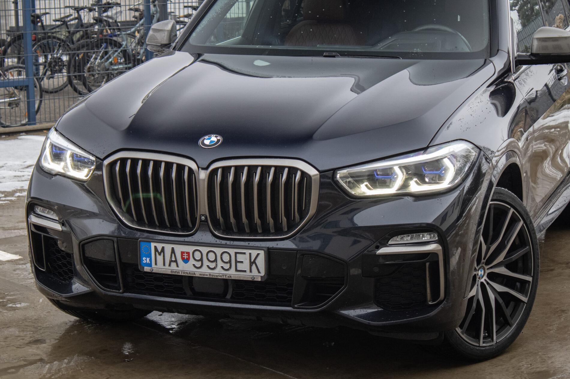 2019 BMW X5 M50d, černá suv, 183 178 km