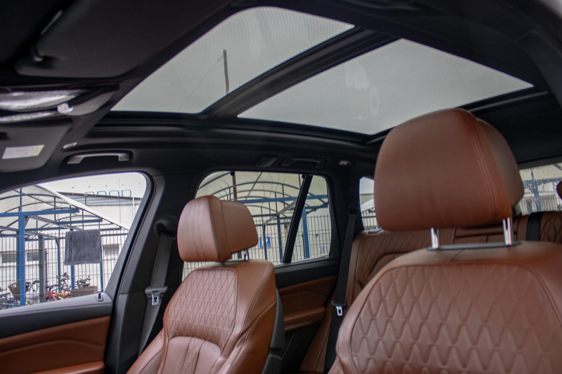2019 BMW X5 M50d, černá suv, 183 178 km