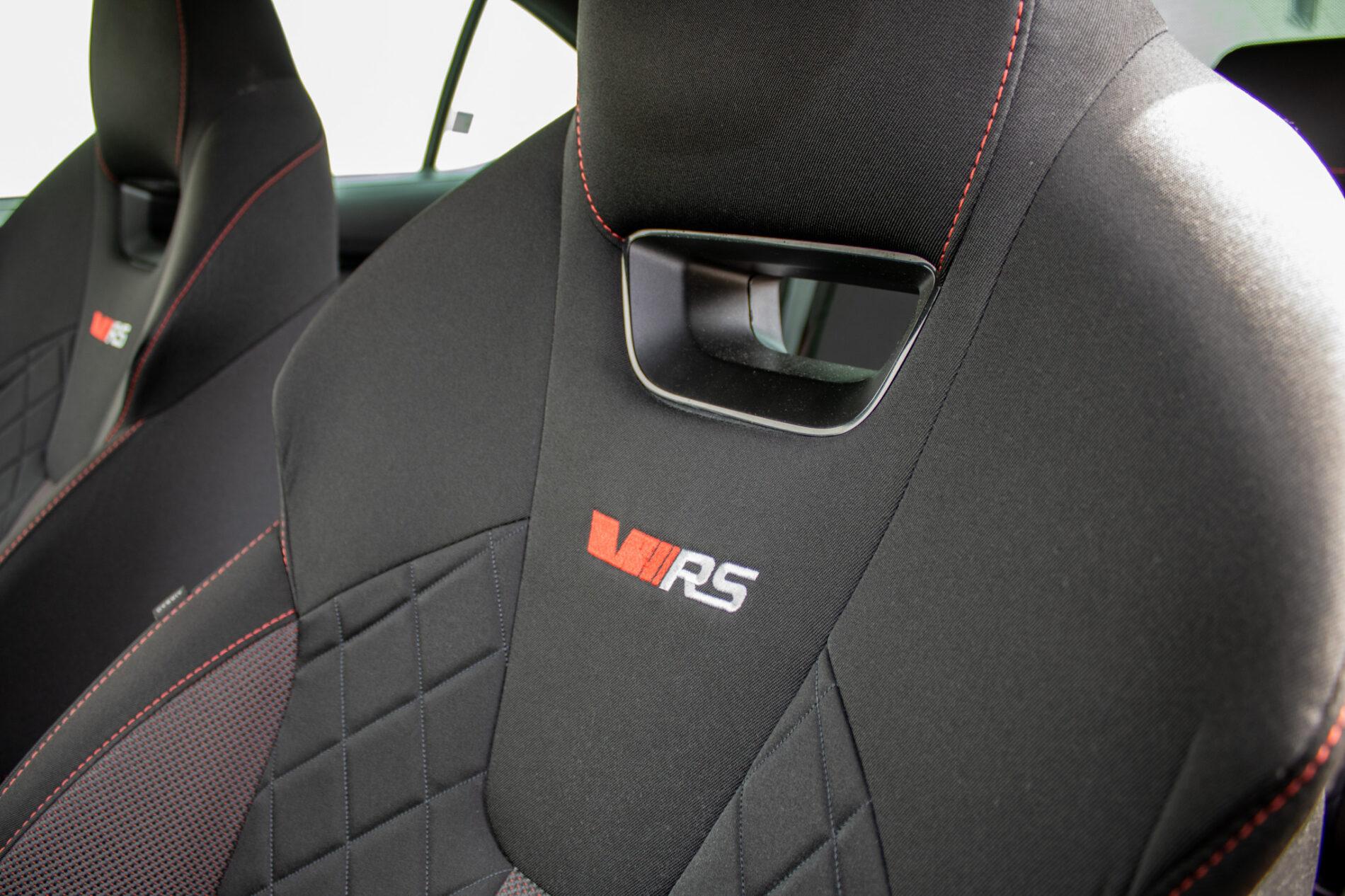 2020 Skoda Octavia RS, červená sedan, 144 815 km