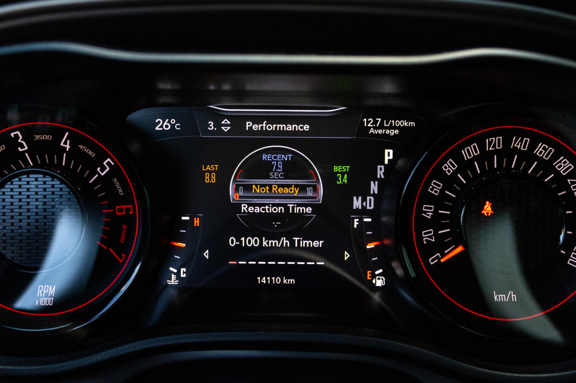 2023 Dodge Challenger, černá kupé, 14 110 km