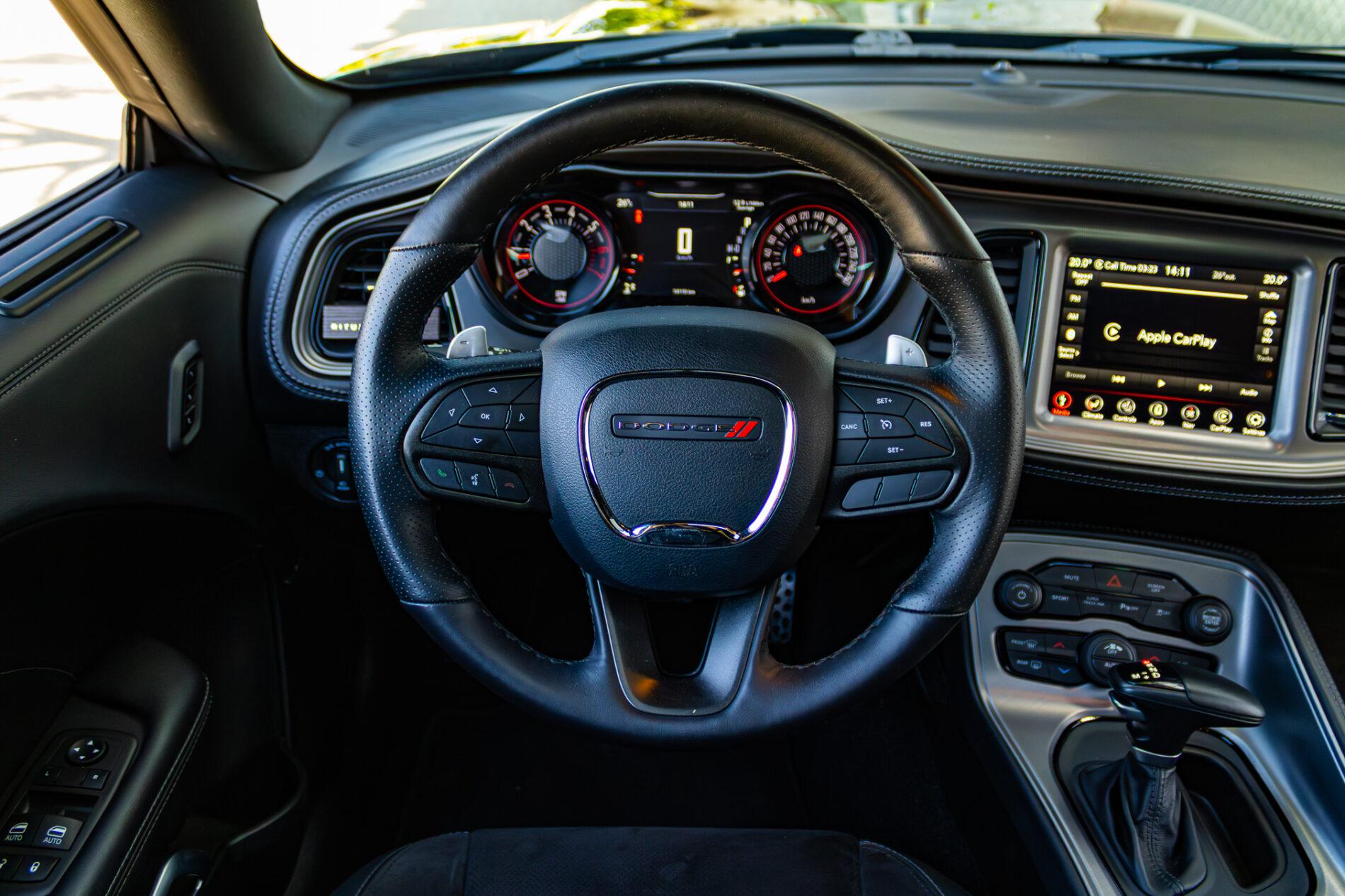 2023 Dodge Challenger, černá kupé, 14 110 km