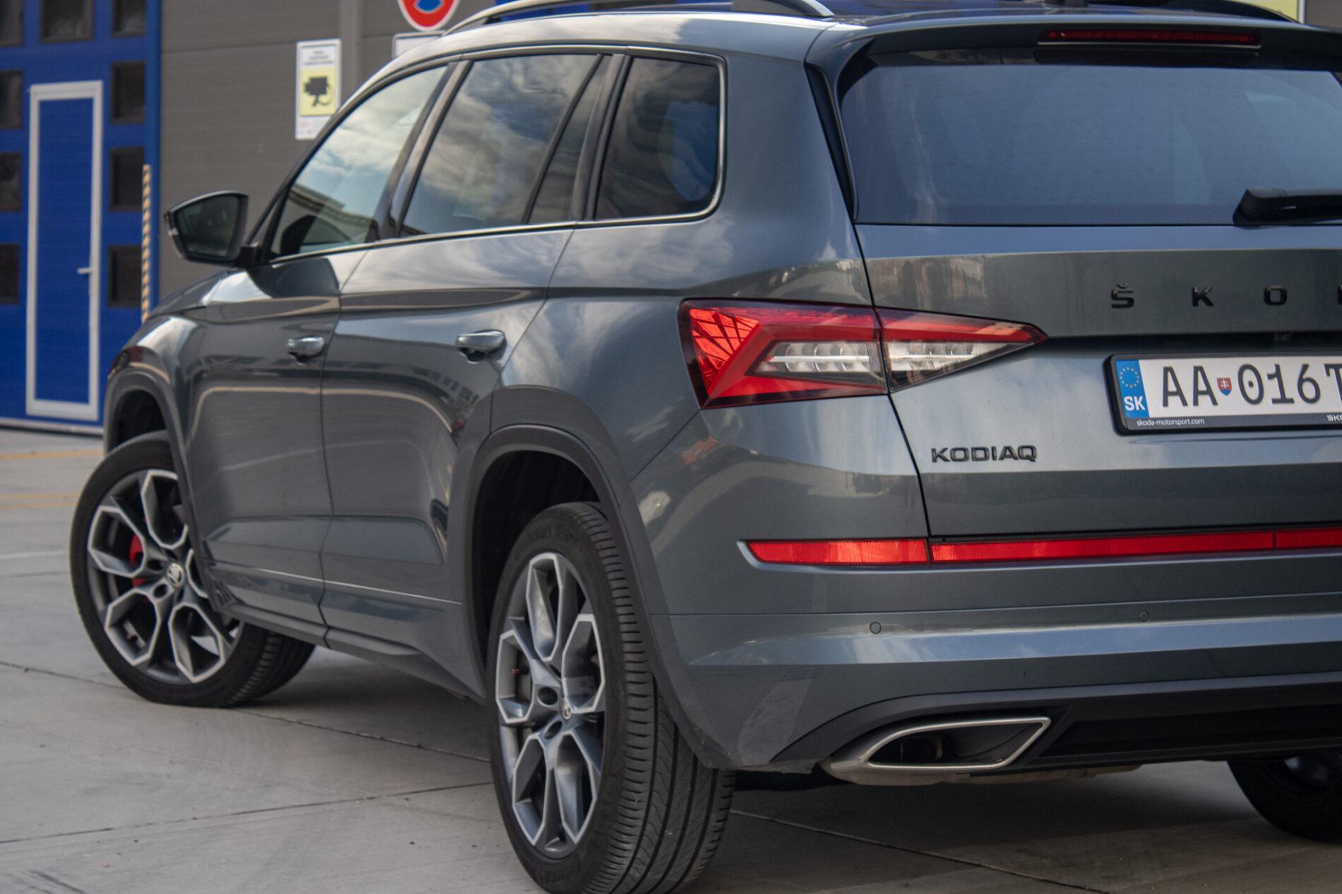 2020 Skoda Kodiaq RS, šedá suv, 131 224 km