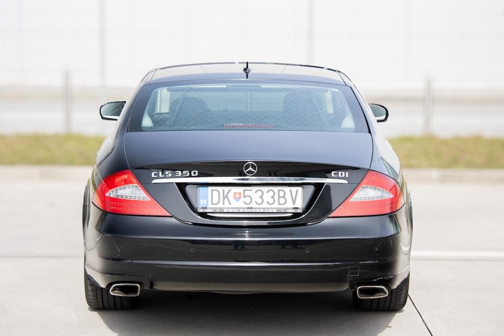2010 Mercedes-Benz CLS 350 CDI, černá sedan, 237 417 km