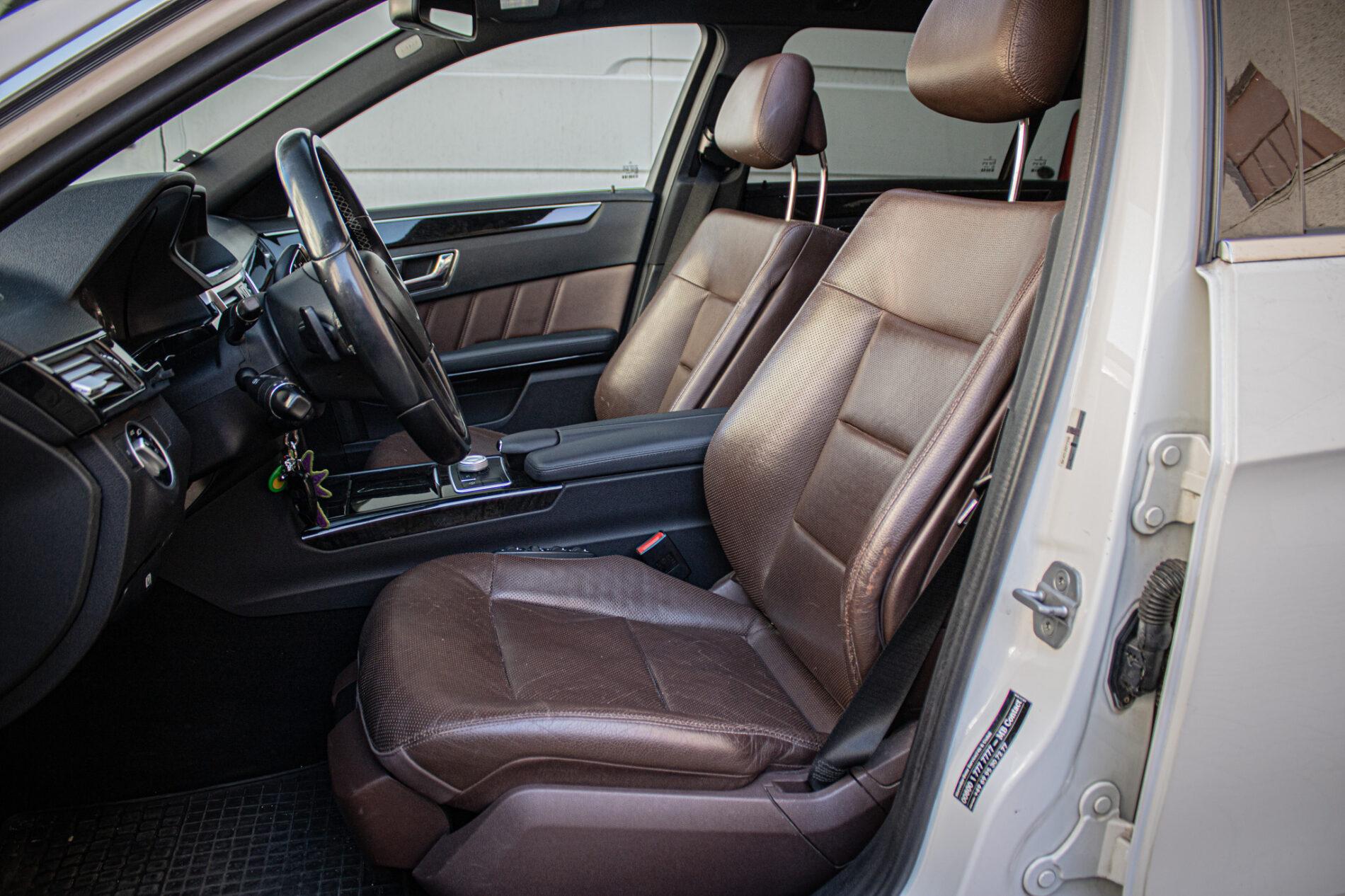 2011 Mercedes-Benz E 300 CDI, bílá kombi, 276 846 km