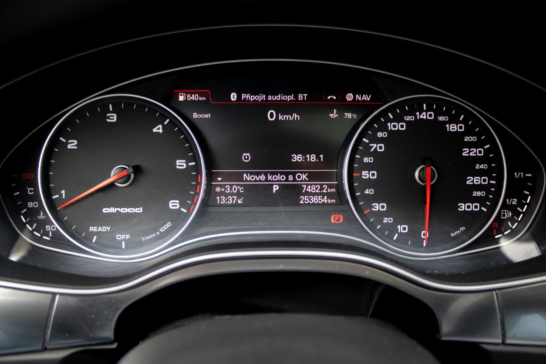 2016 AUDI A6, bílá kombi, 253 654 km