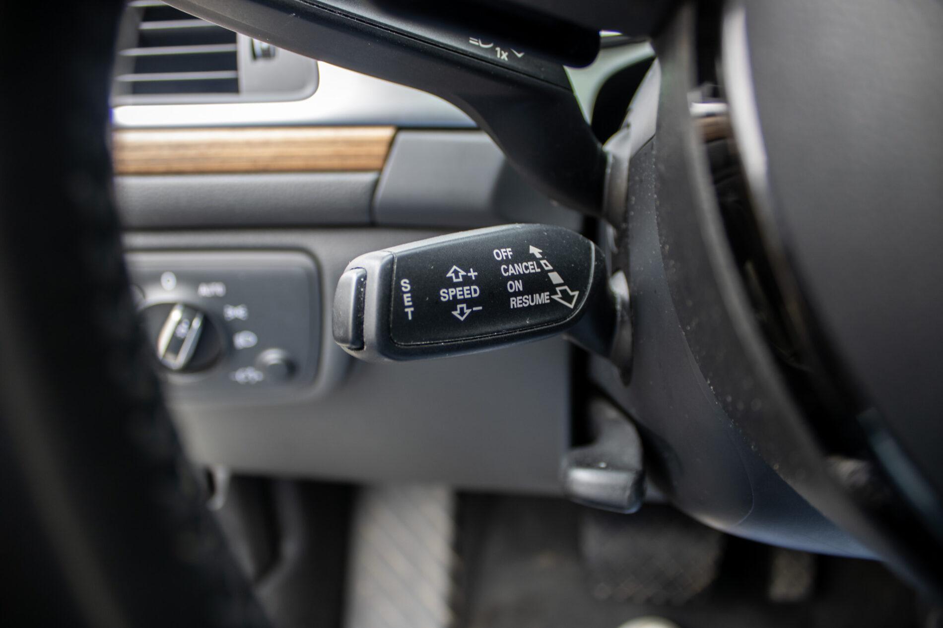 2016 AUDI A6, bílá kombi, 253 654 km