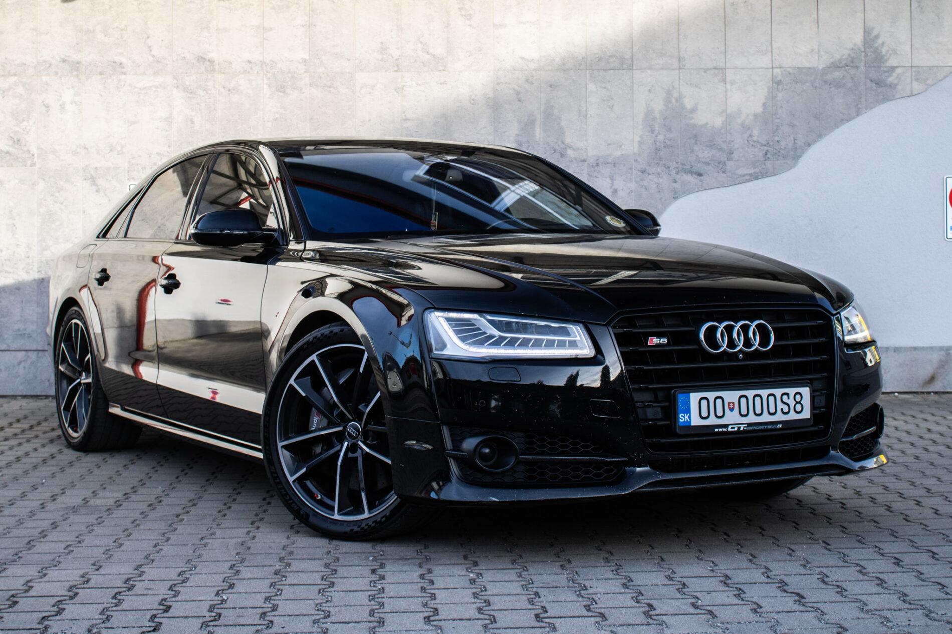 2017 AUDI S8, černá sedan, 183 235 km