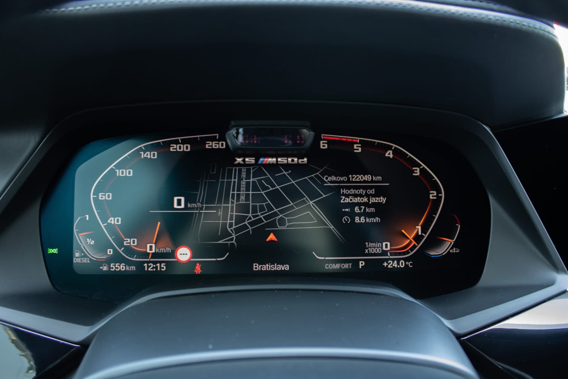 2019 BMW X5 M50d, černá suv, 122 049 km