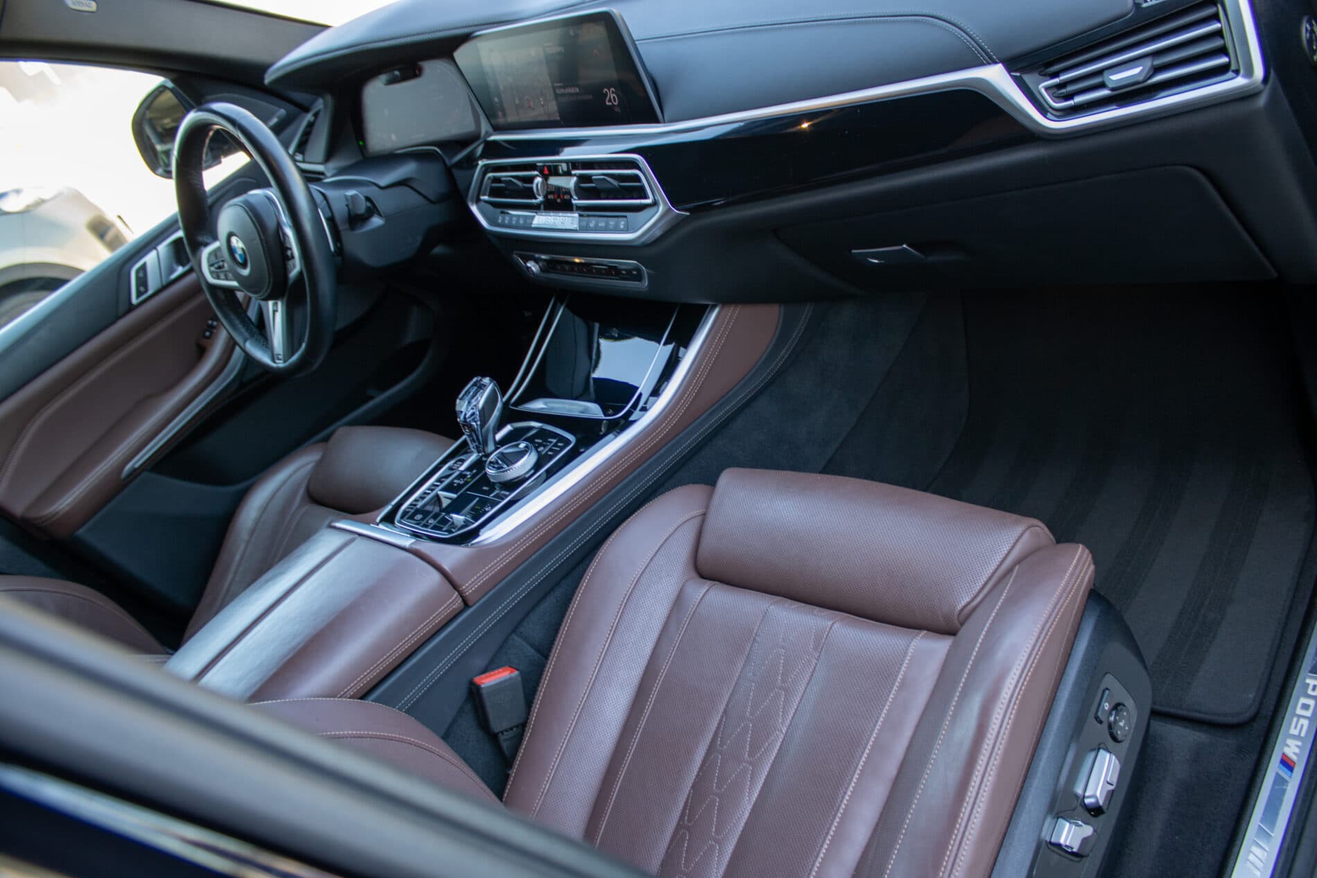 2019 BMW X5 M50d, černá suv, 122 049 km