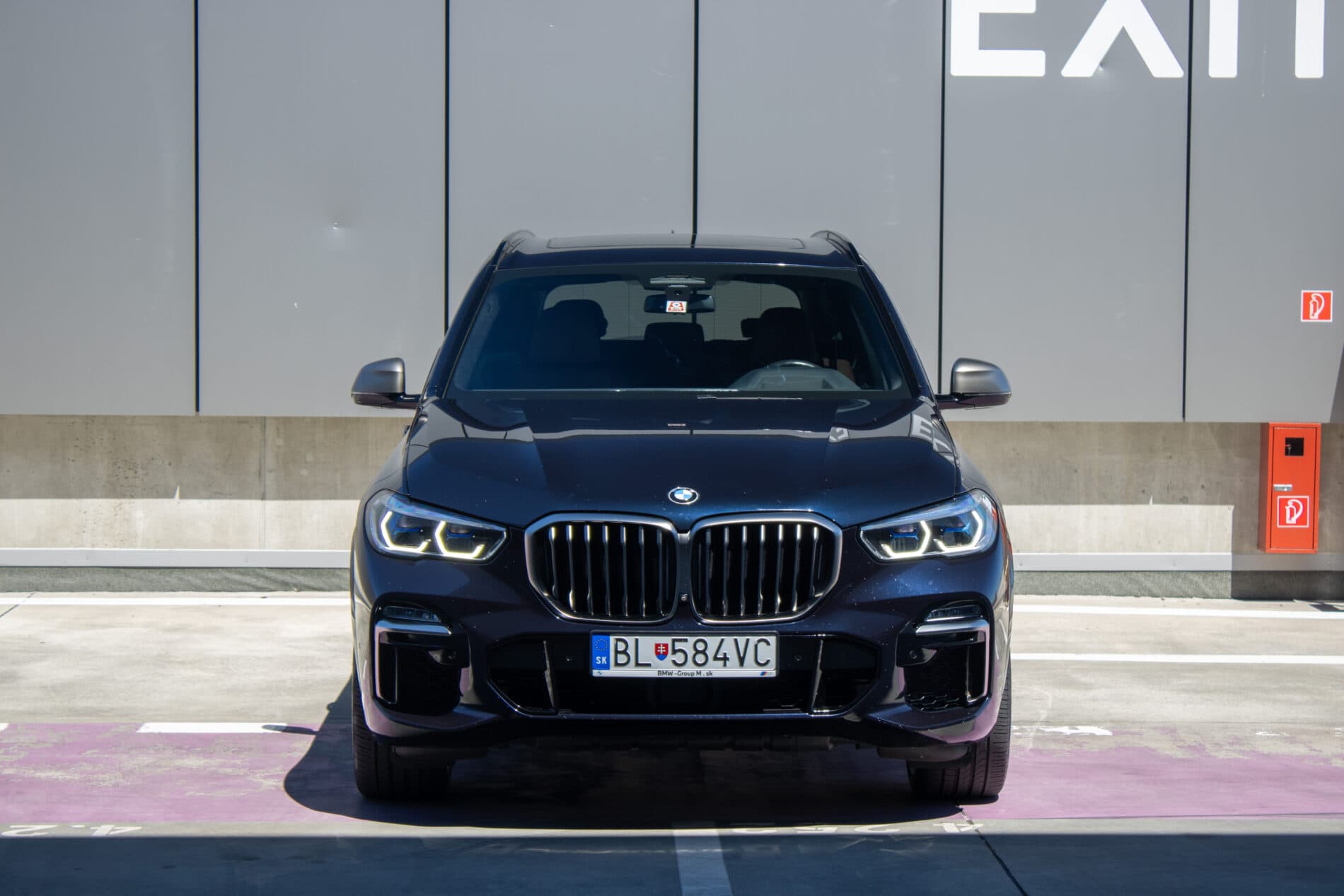 2019 BMW X5 M50d, černá suv, 122 049 km