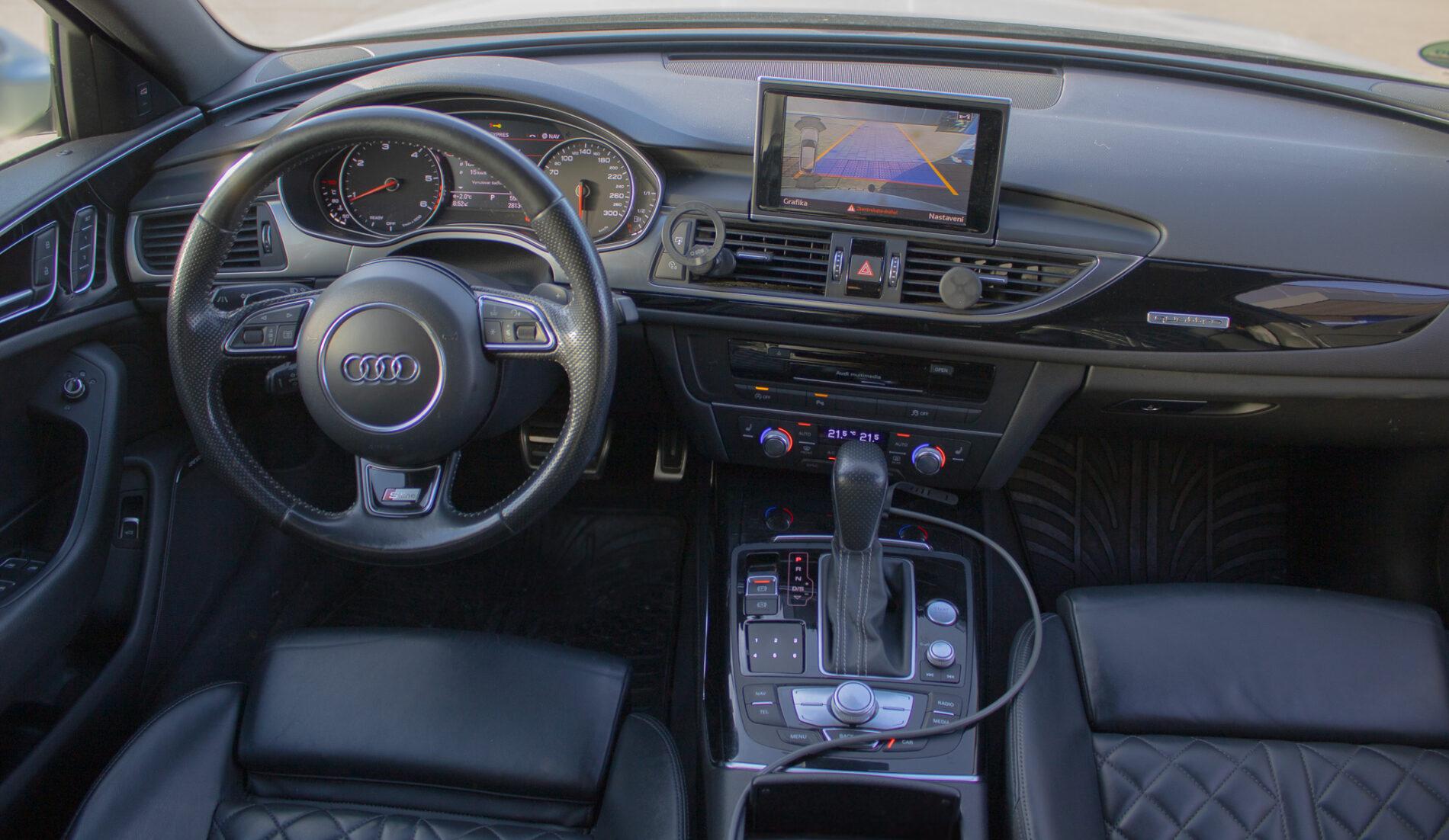 2015 AUDI A6, bílá kombi, 281 000 km