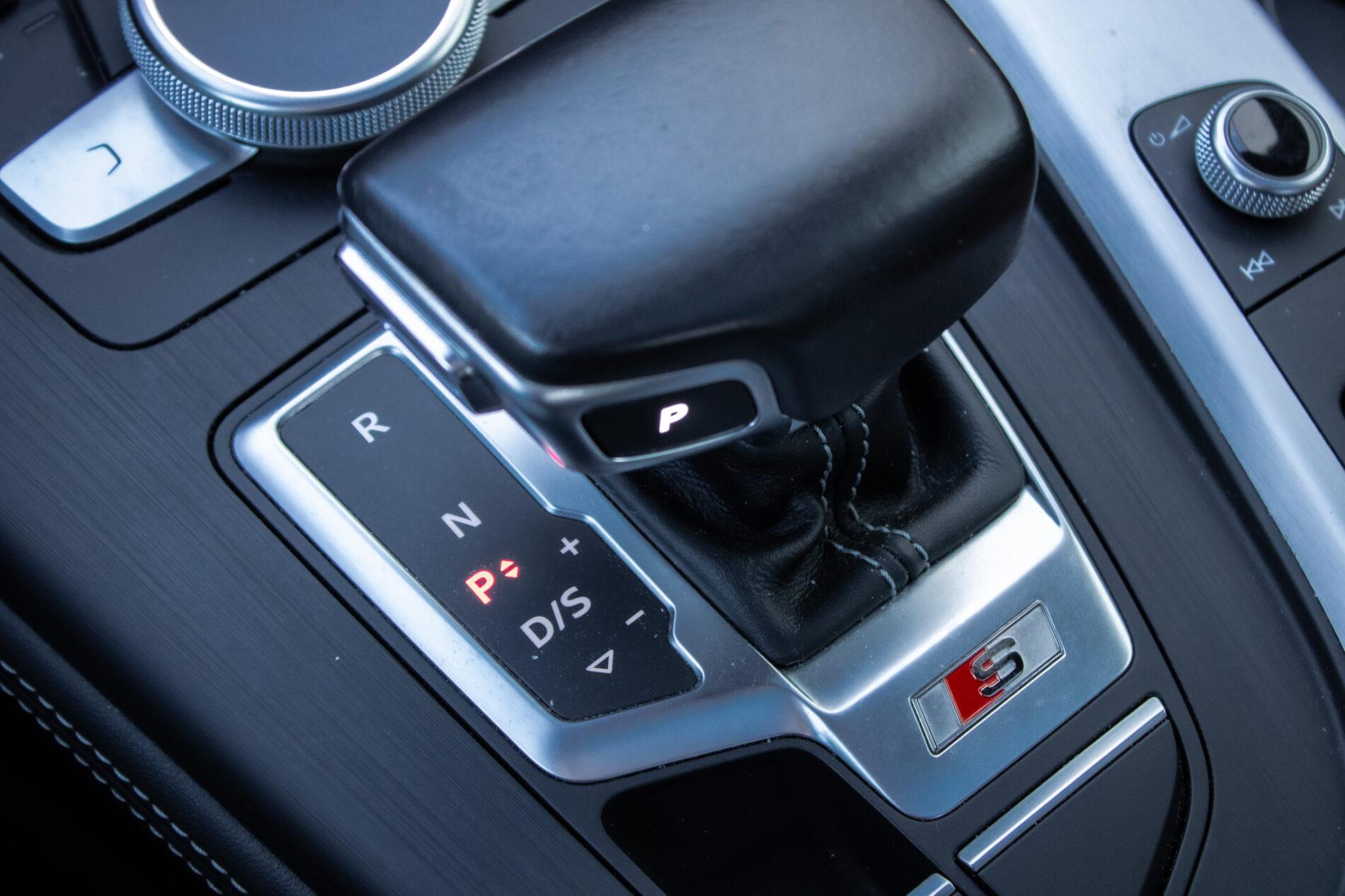 2016 AUDI SQ5, bílá kupé, 62 493 km