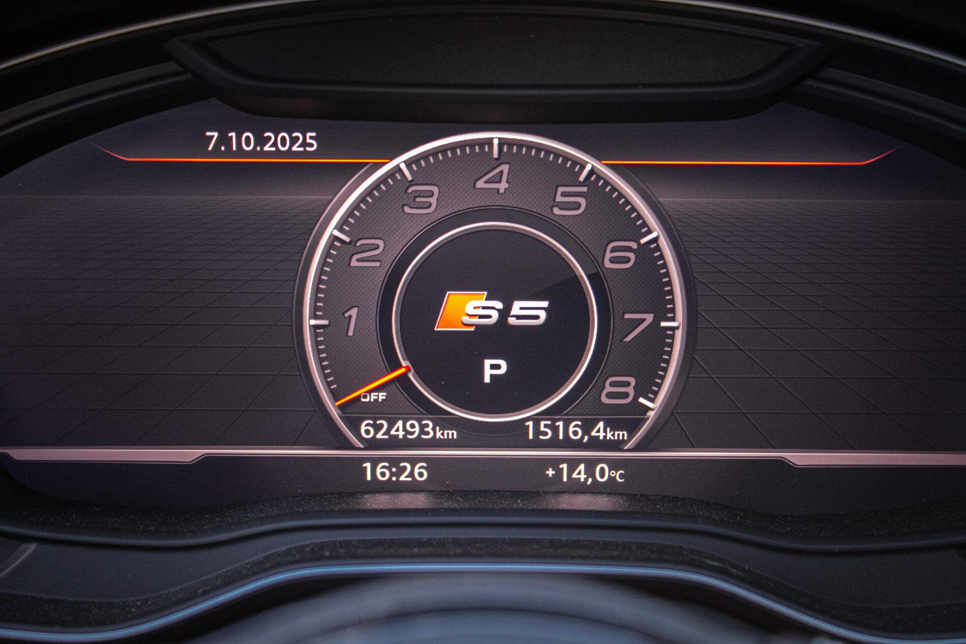 2016 AUDI SQ5, bílá kupé, 62 493 km
