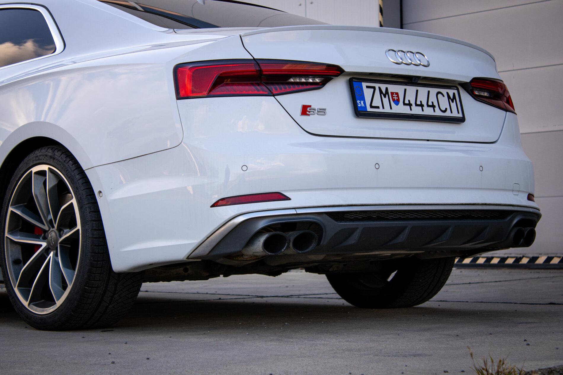 2016 AUDI SQ5, bílá kupé, 62 493 km