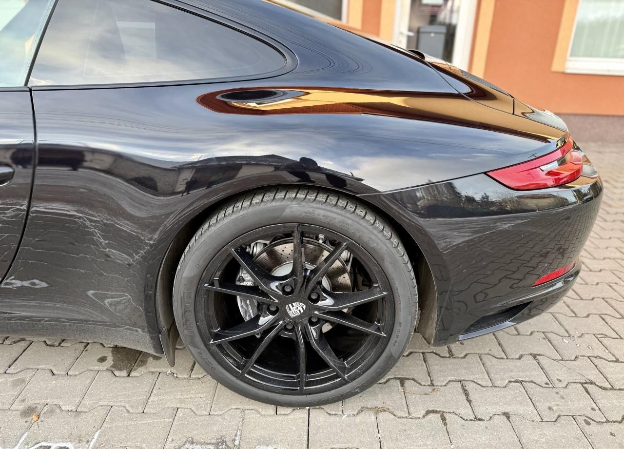 2018 Porsche 991 Carrera, černá kupé, 53 090 km