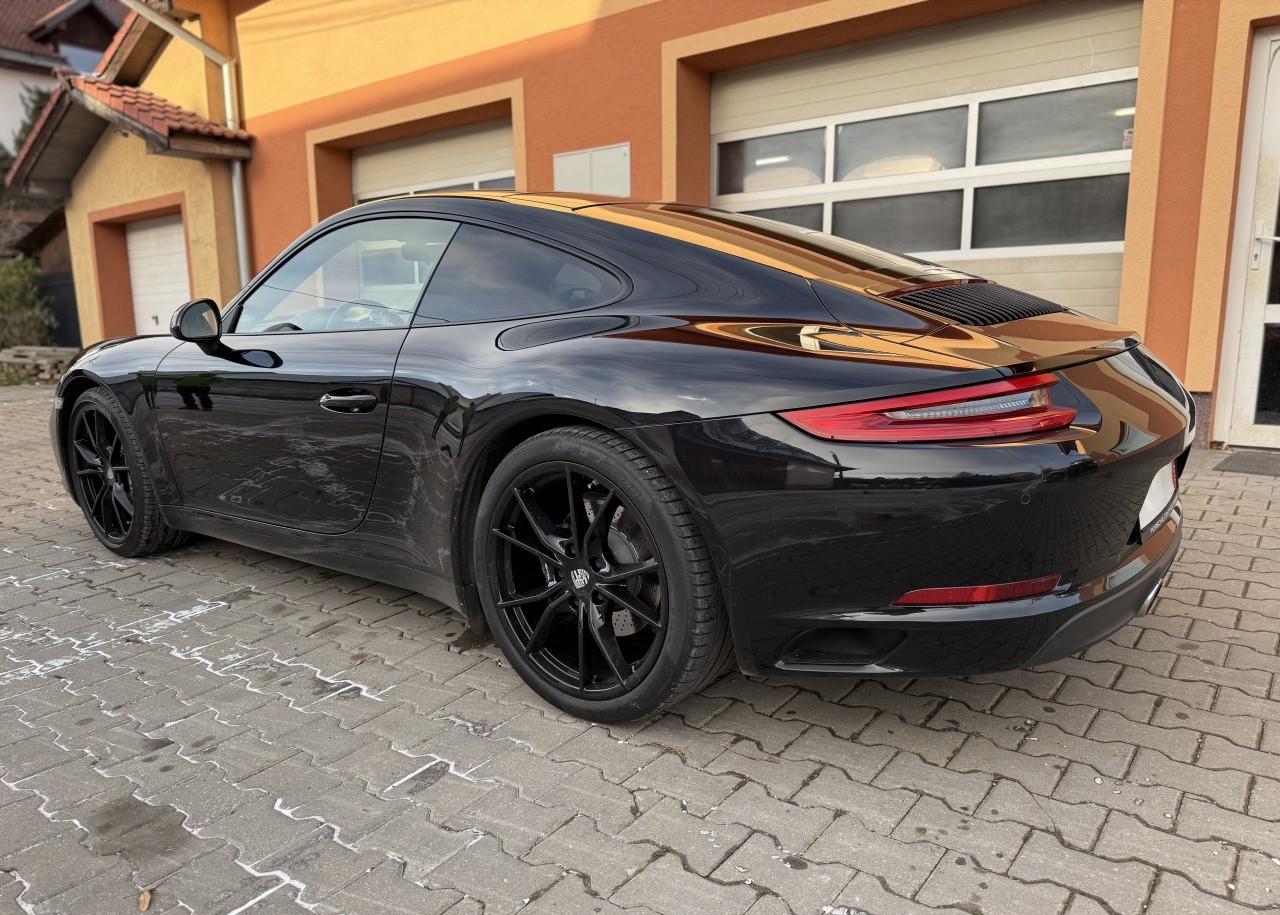 2018 Porsche 991 Carrera, černá kupé, 53 090 km