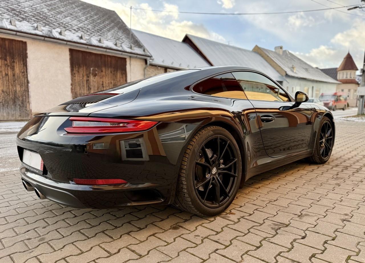 2018 Porsche 991 Carrera, černá kupé, 53 090 km