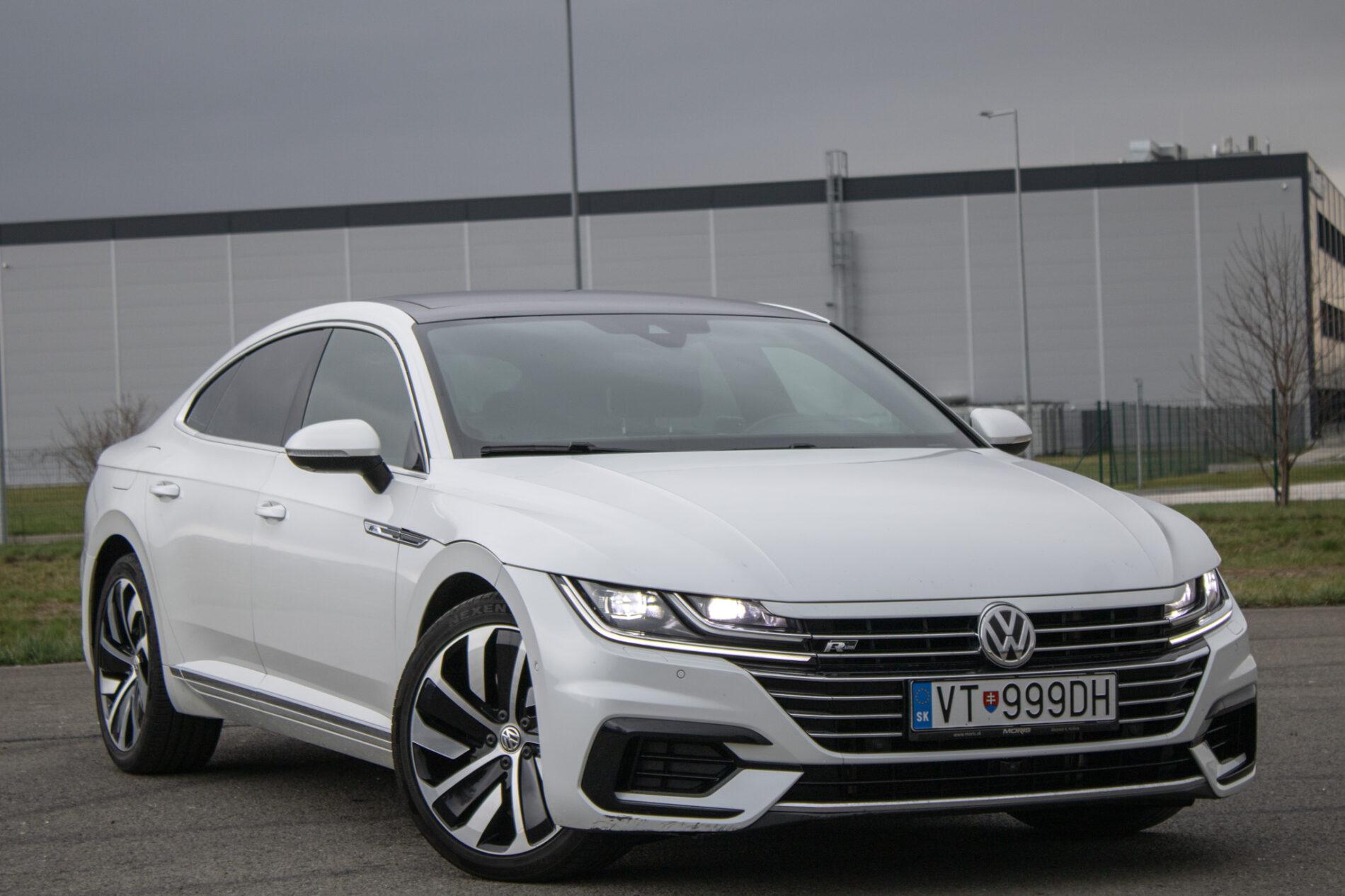 2018 Volkswagen Arteon, bílá sedan, 106 961 km