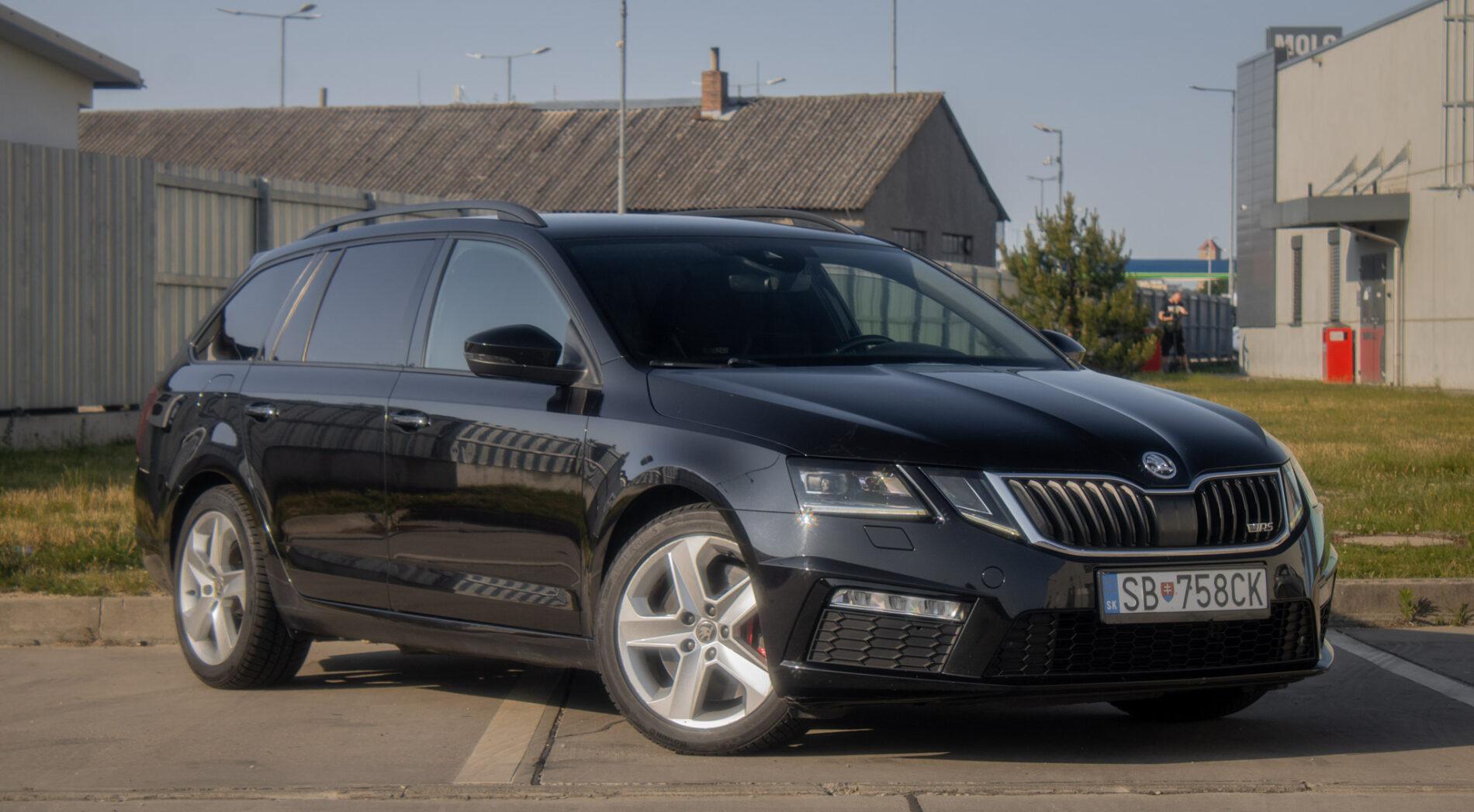 2018 Skoda Octavia RS, černá kombi, 223 705 km