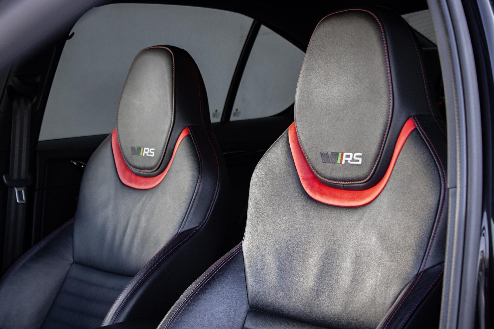 2016 Skoda Octavia RS, černá sedan, 227 447 km
